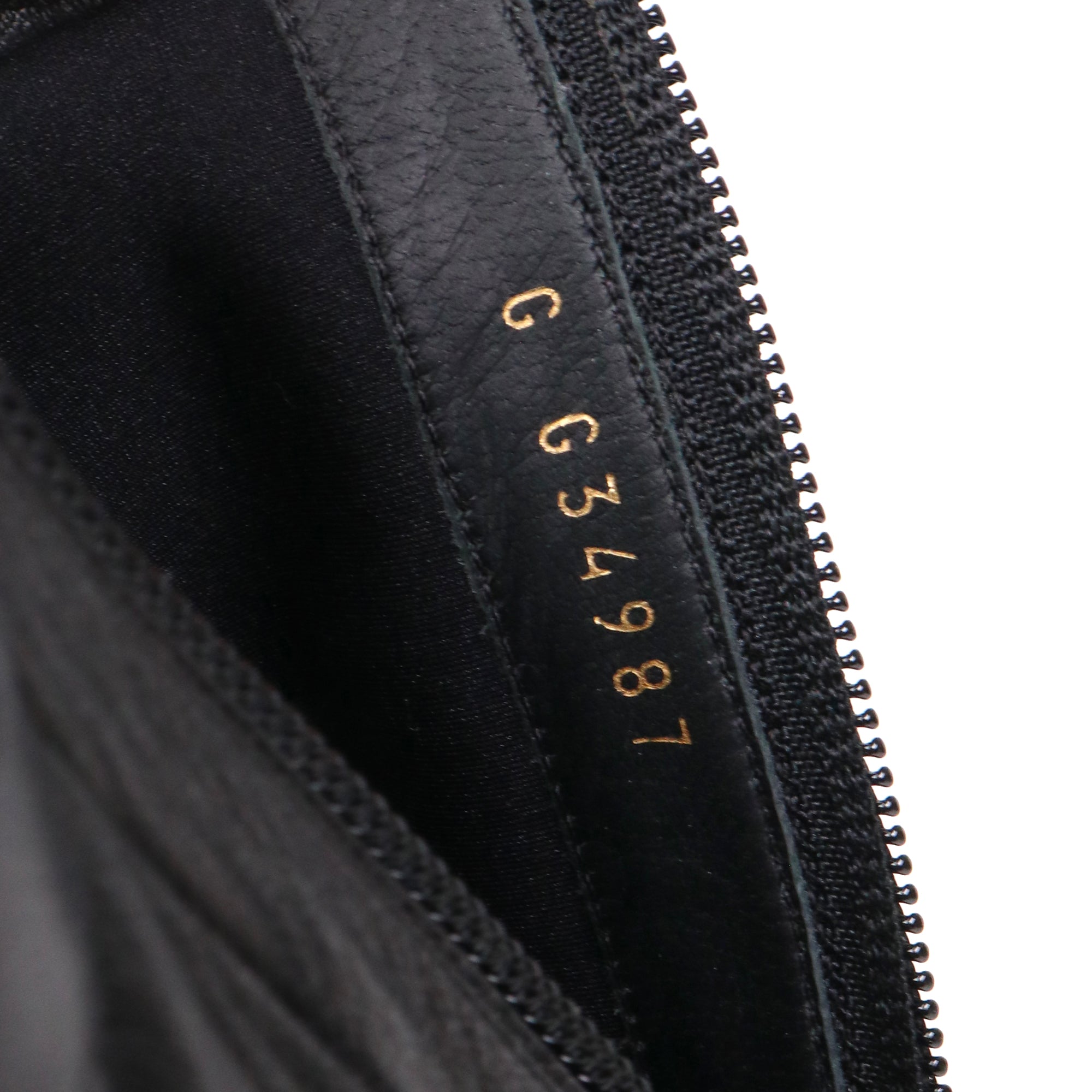 CHANEL - Chanel CC ankle boots in black lambskin (T34.5)