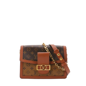 LOUIS VUITTON - Louis Vuitton Dauphine MM shoulder bag in monogrammed canvas and leather