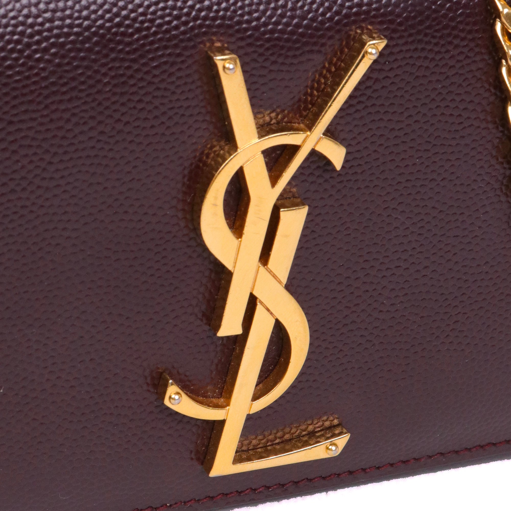 SAINT LAURENT - Sac à bandoulière Kate mini Saint Laurent cuir grainé bordeaux
