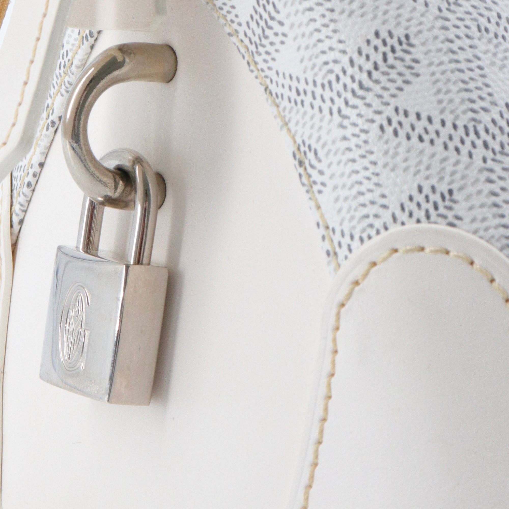 GOYARD - Goyard Vendôme handbag in white monogrammed canvas