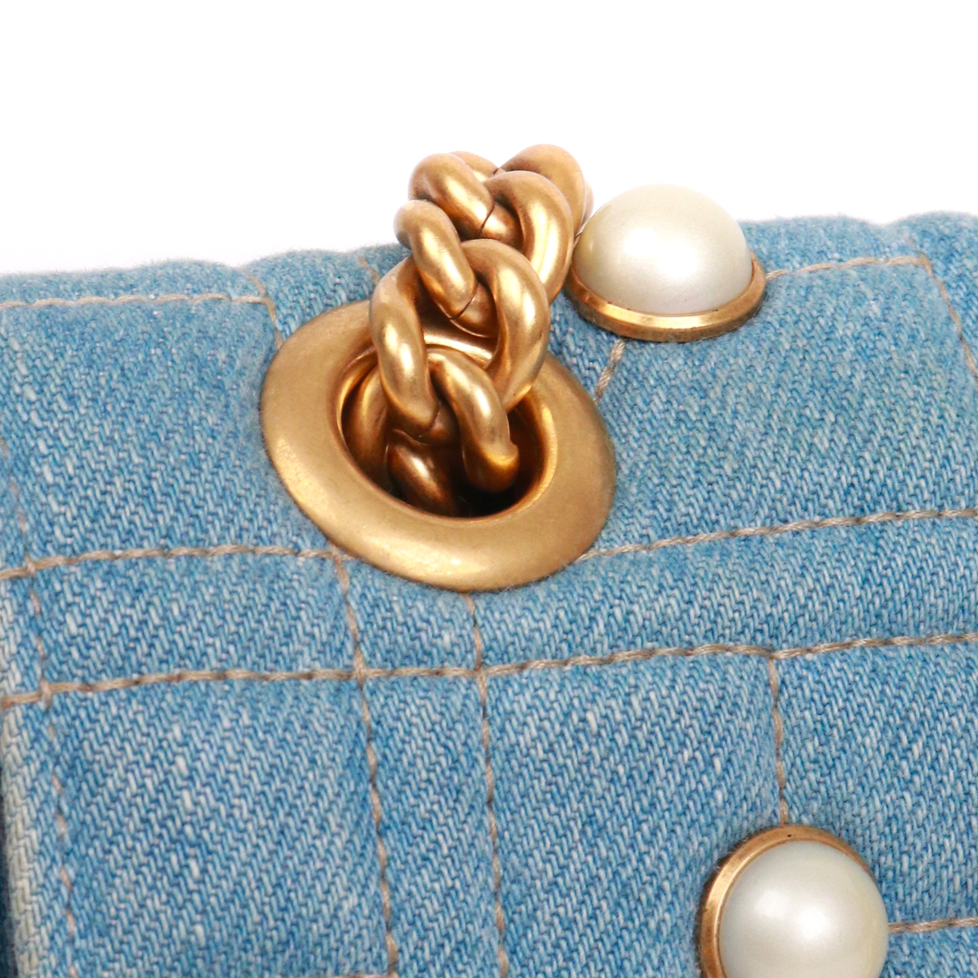 GUCCI - Sac à bandoulière Marmont Gucci matelassé en denim orné de perles