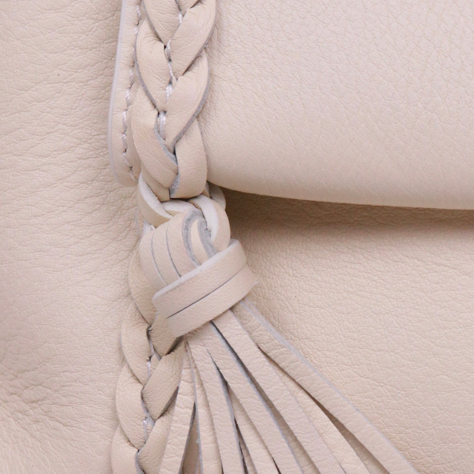 CHLOÉ - Darry shoulder bag in black grained leather