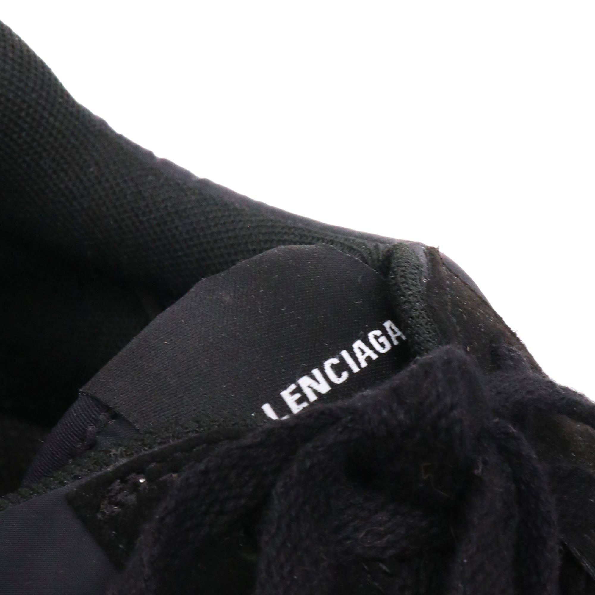 BALENCIAGA - White and pink Triple S sneakers (T37)