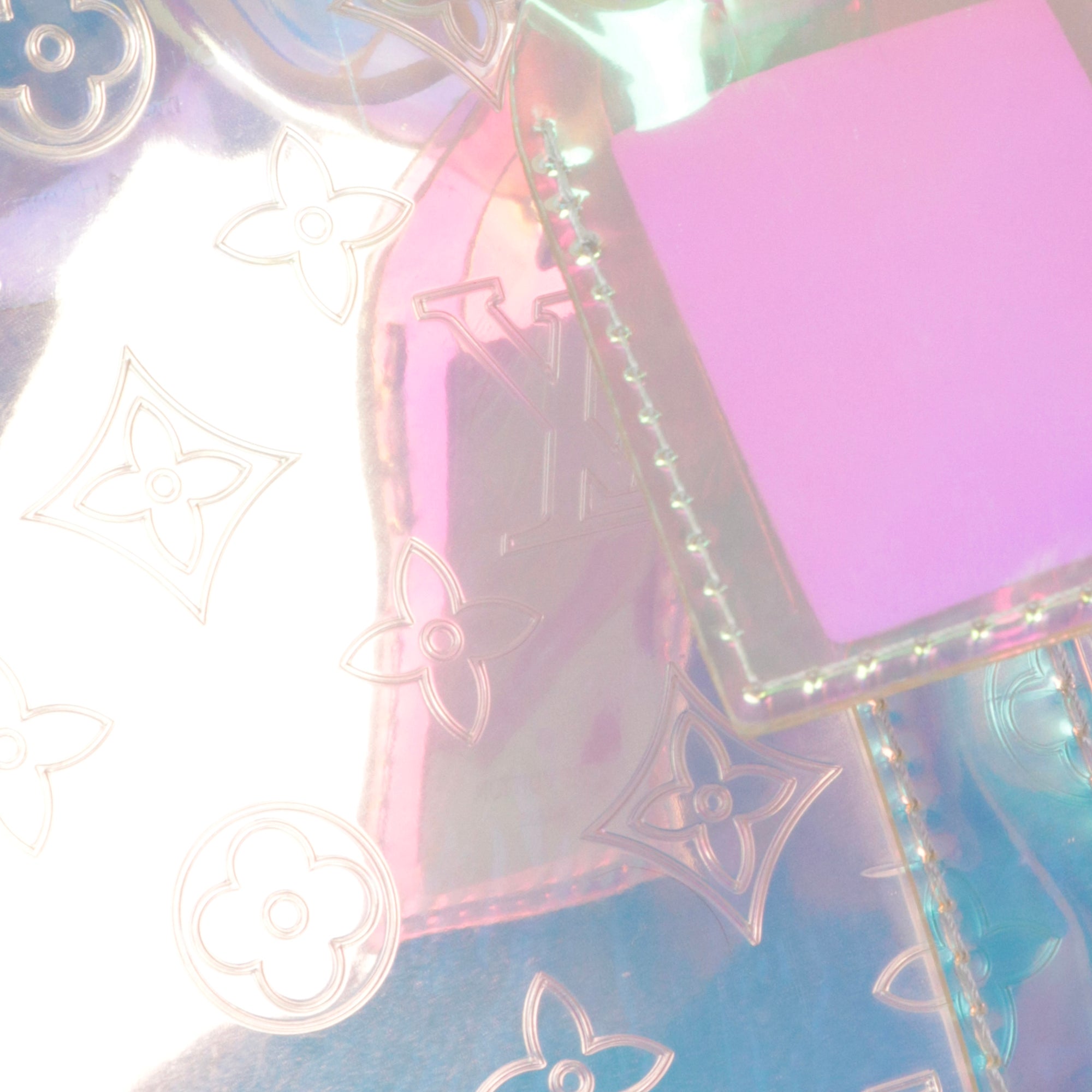 LOUIS VUITTON - Sac Keepall 50 Prism édition limitée Louis Vuitton en pvc iridescent