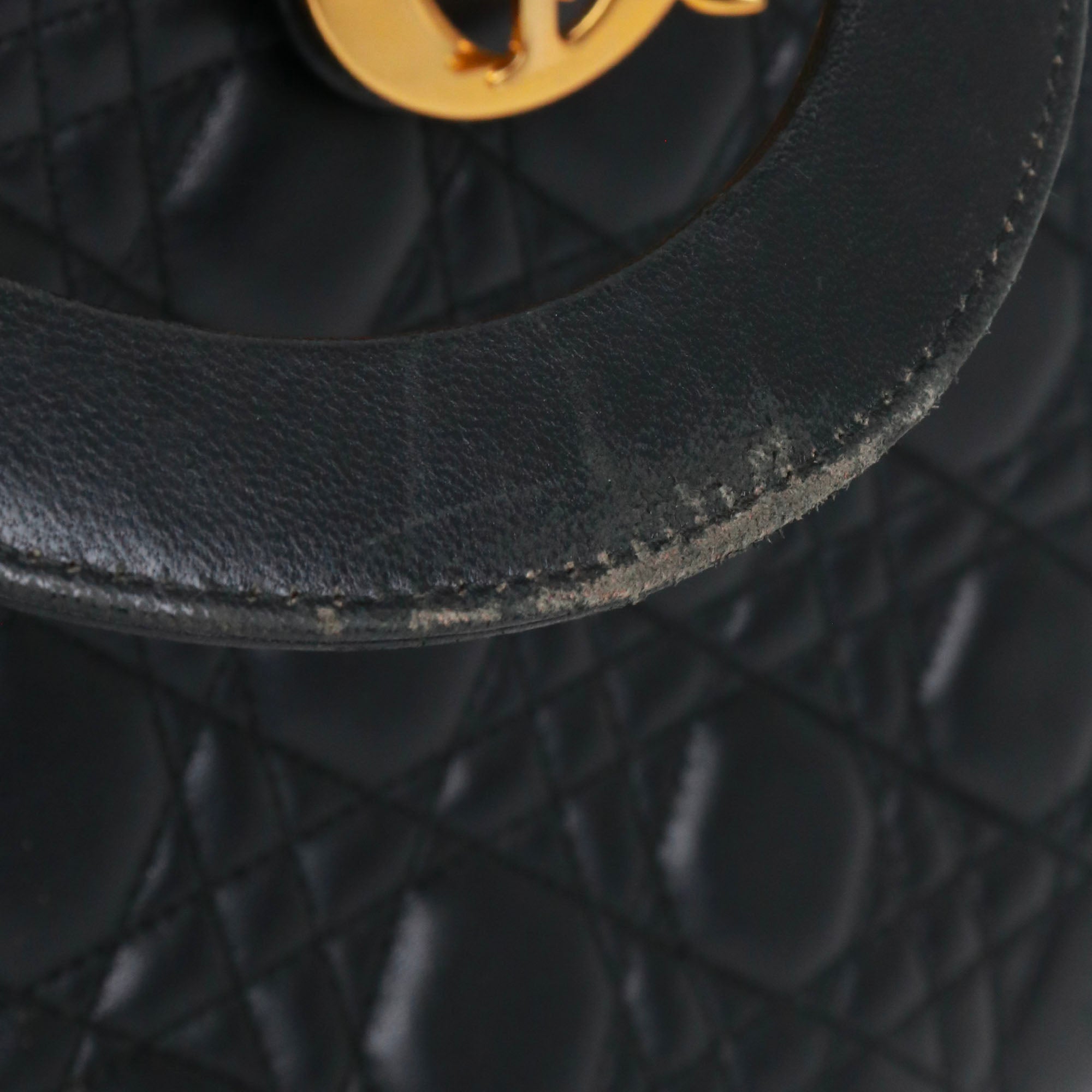 DIOR - Sac à main Lady Dior large en cuir matelassé noir vintage