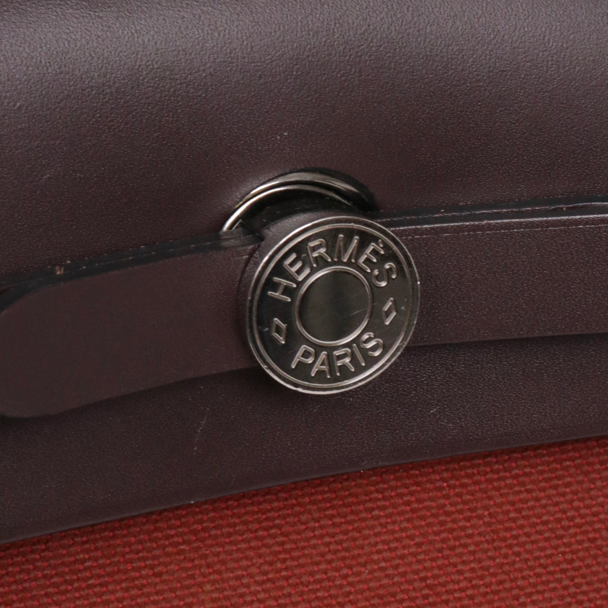 HERMÈS - Herbag 31 Zip sand bag