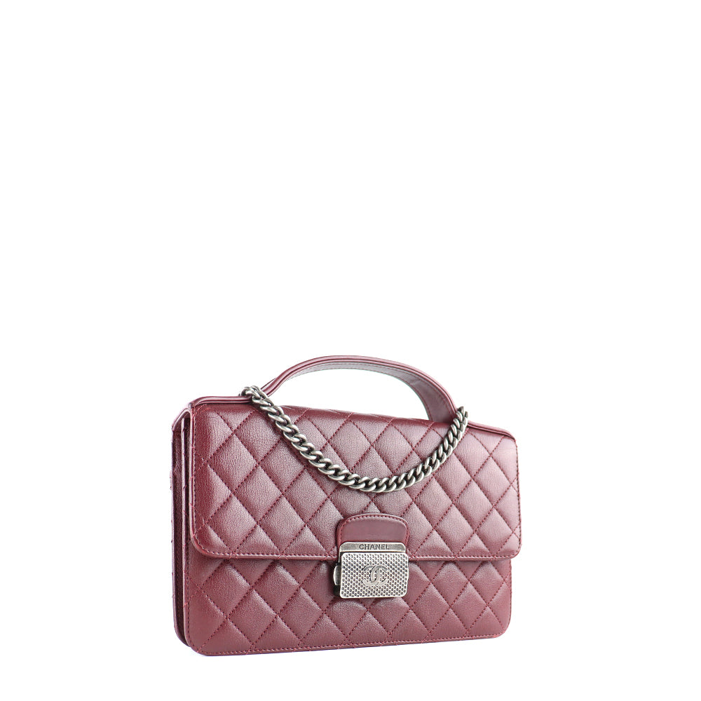 CHANEL - CC University shoulder bag in burgundy leather