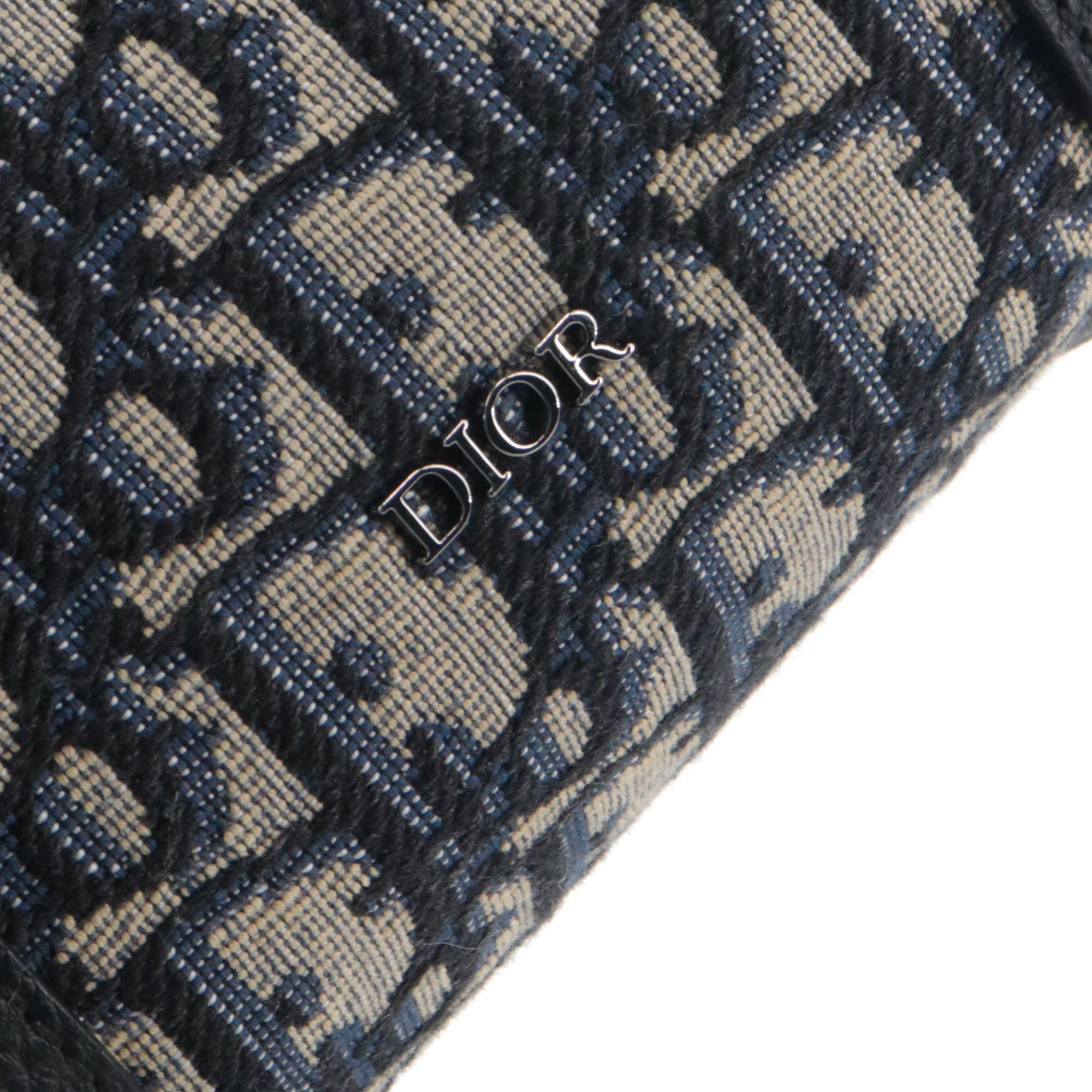 DIOR - Roller shoulder bag in navy blue grained leather