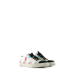 CHANEL - Baskets en toile à motif (T37,5)