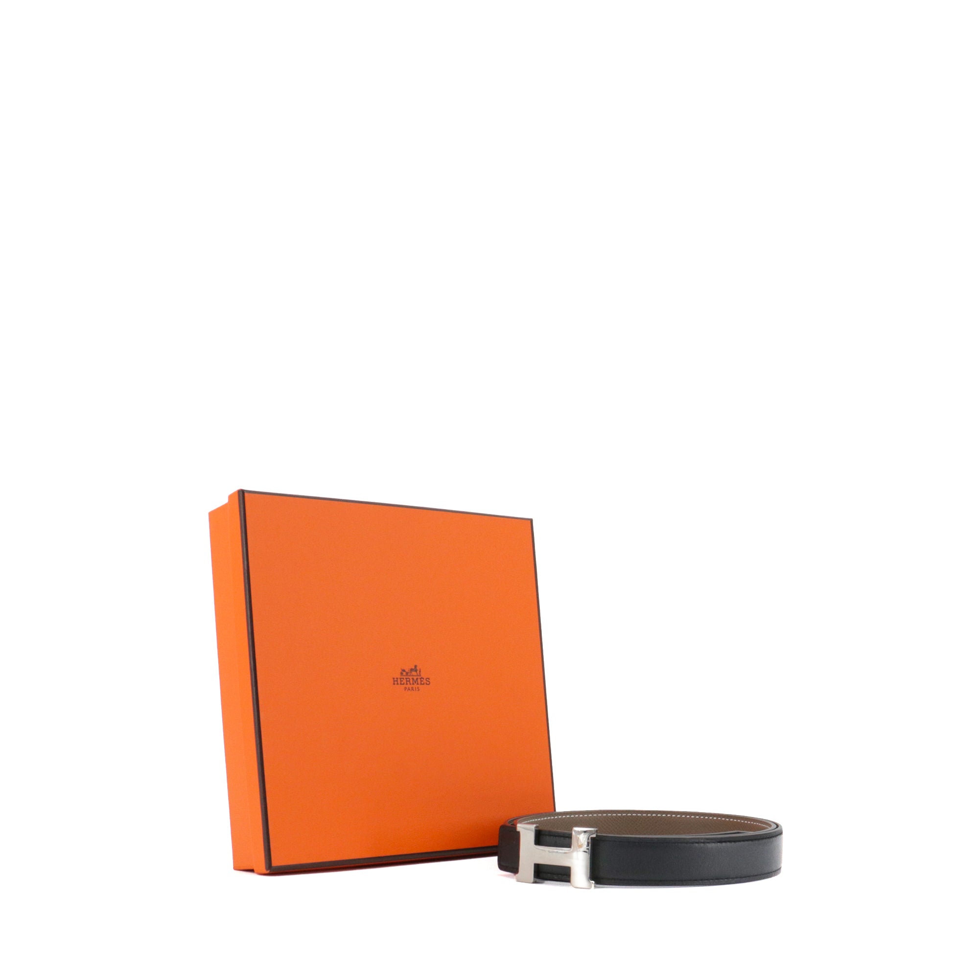 HERMÈS - Ceinture H réversible Hermès en cuir noir et étoupe (T90)