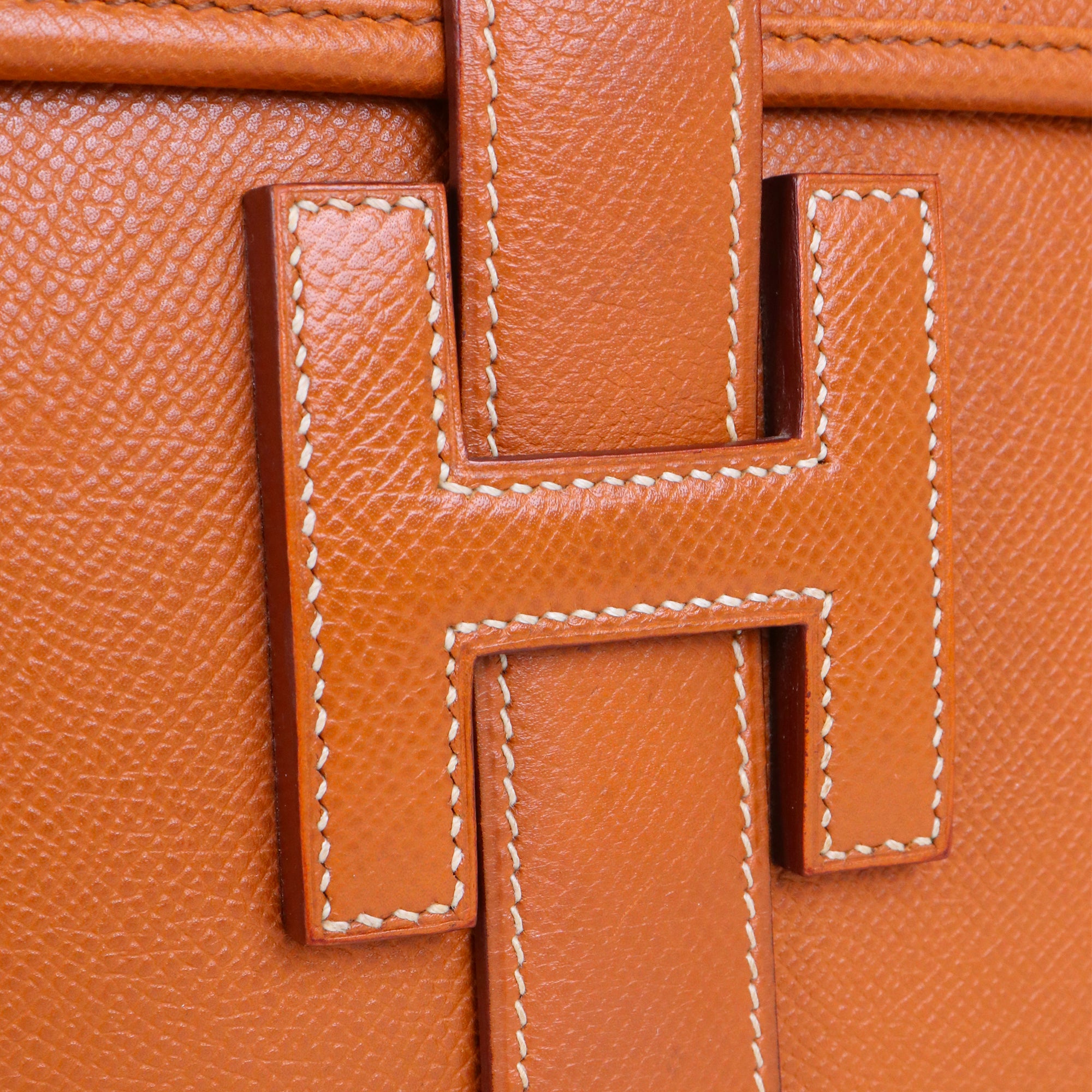 HERMÈS - Hermès Maxibox Clutch in smooth leather Rose Lipstick