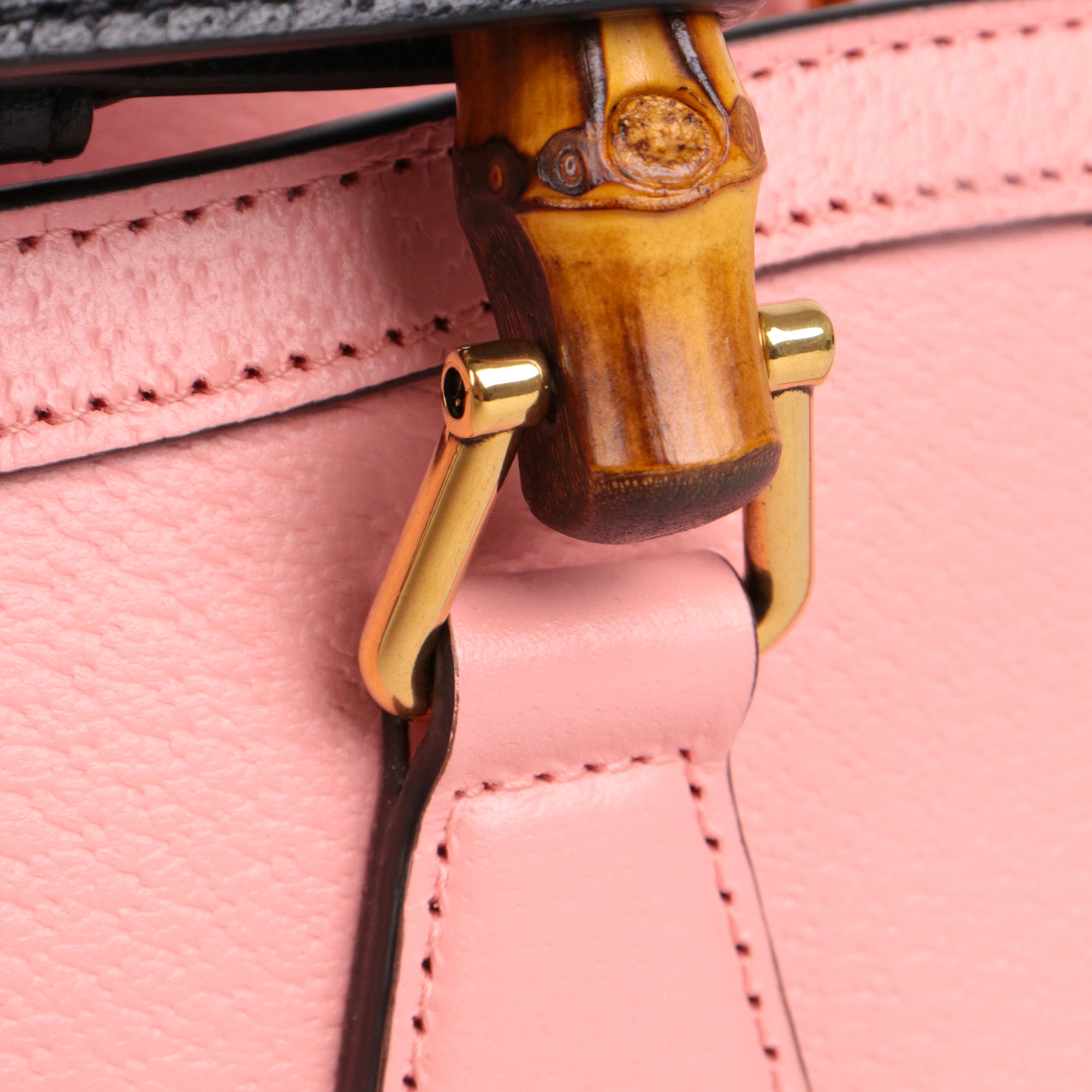 GUCCI - GG Marmont Small Size shoulder bag in black leather