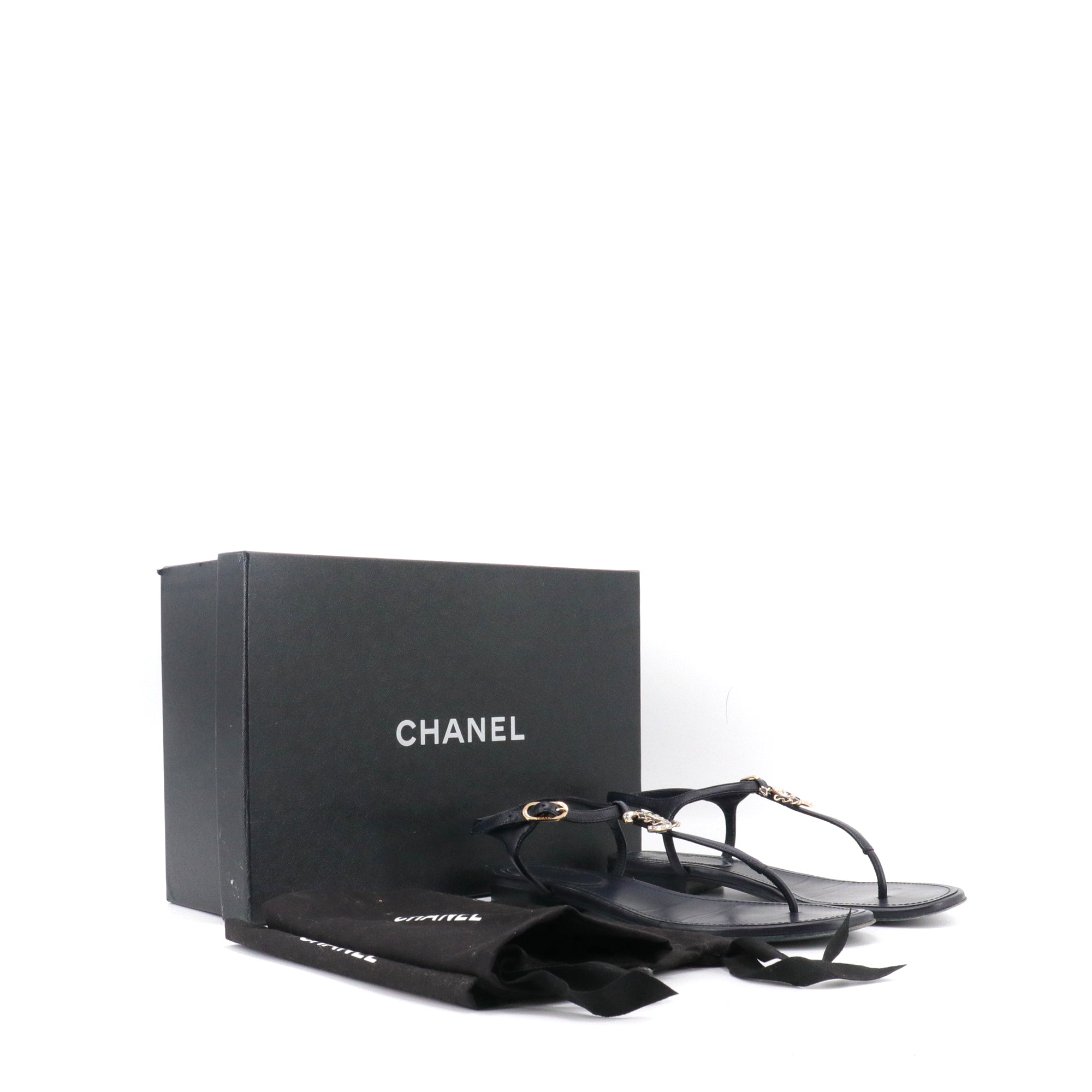 CHANEL - Chanel CC sandals in navy blue leather (size 37.5)