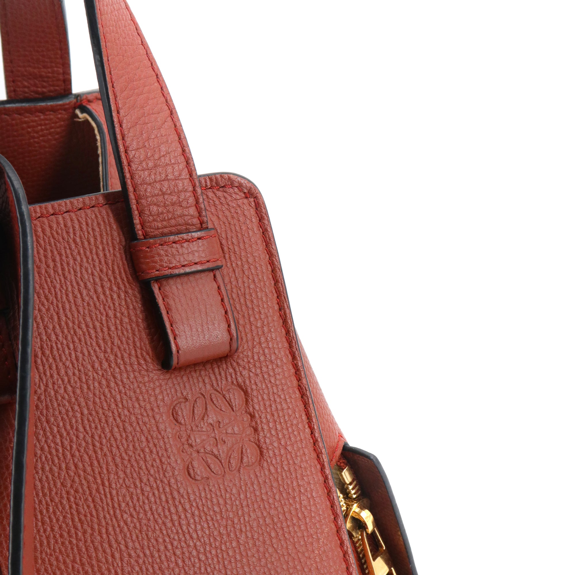 LOEWE - Sac à bandoulière Hammock PM Loewe en cuir marron