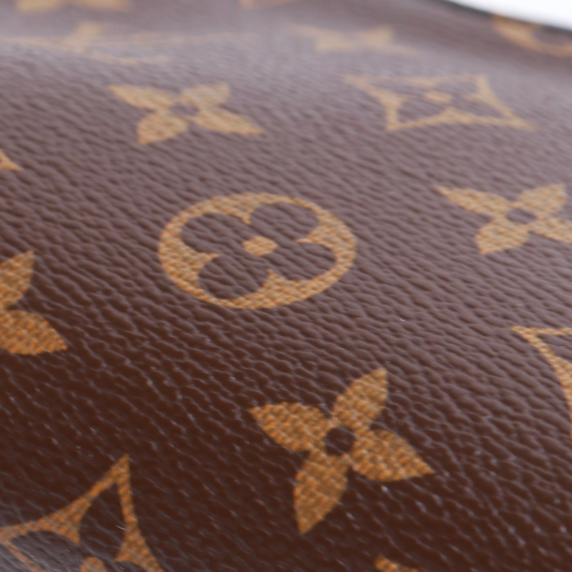 LOUIS VUITTON - Classic Pallas Monogram shoulder bag in black leather