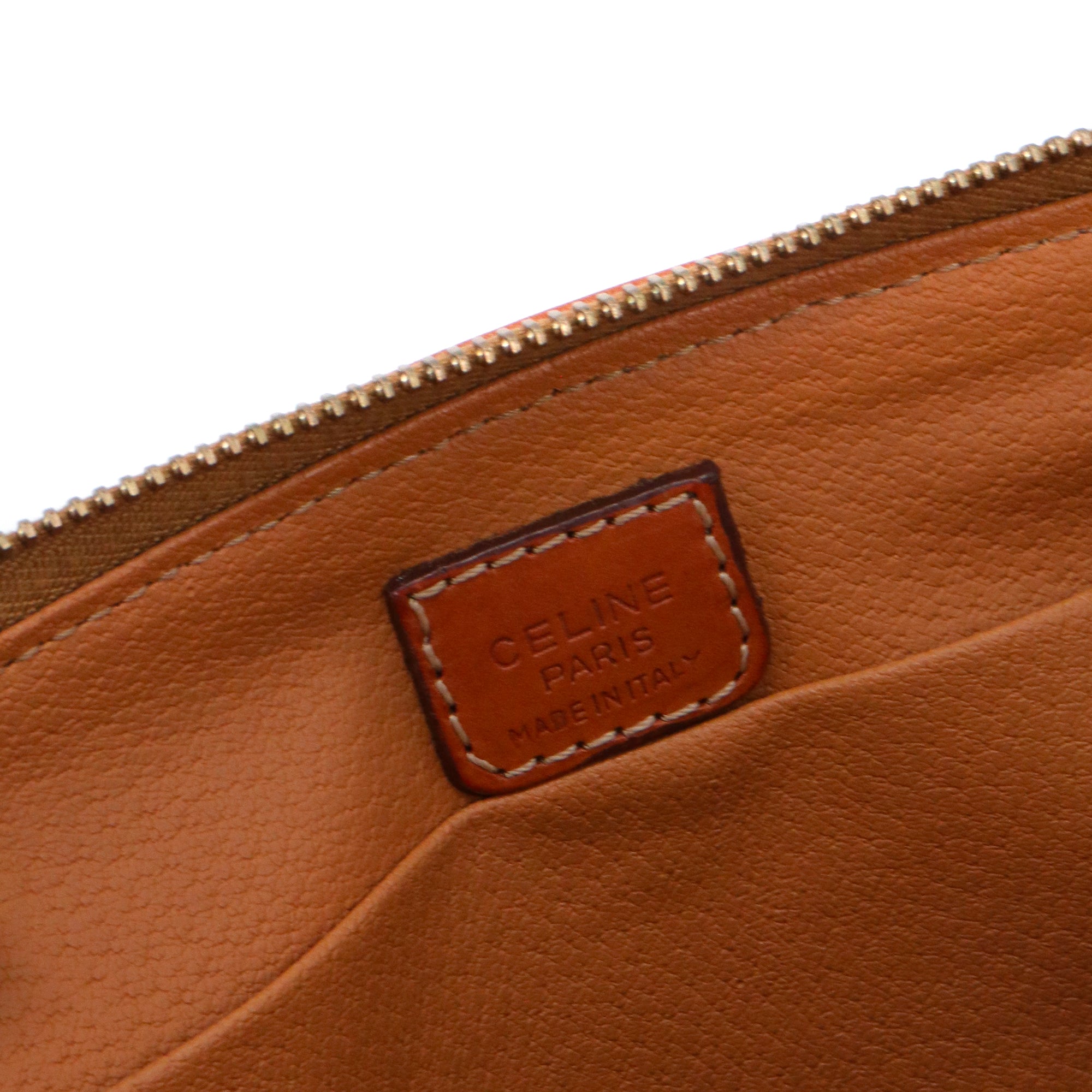 CELINE - Celine 21 pouch in vintage monogrammed canvas