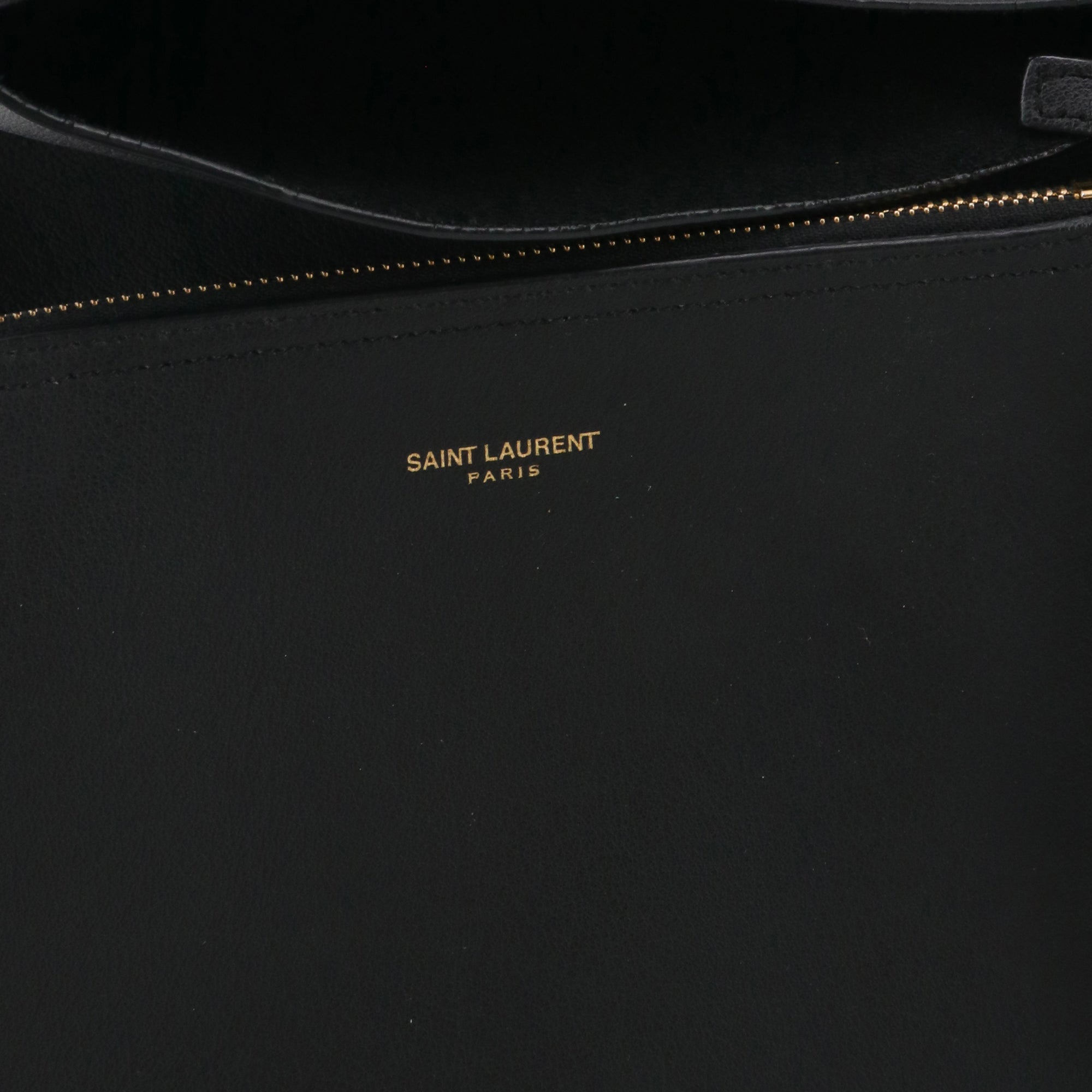 SAINT LAURENT - Sac cabas Shopping E/W Saint Laurent en cuir grainé noir