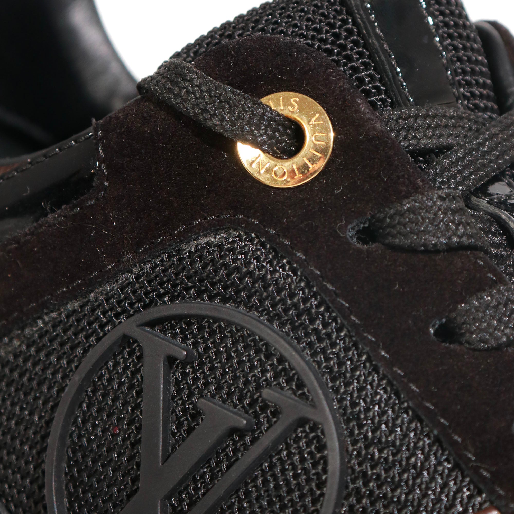 LOUIS VUITTON - Run Away sneakers in leather and monogram canvas (T36)