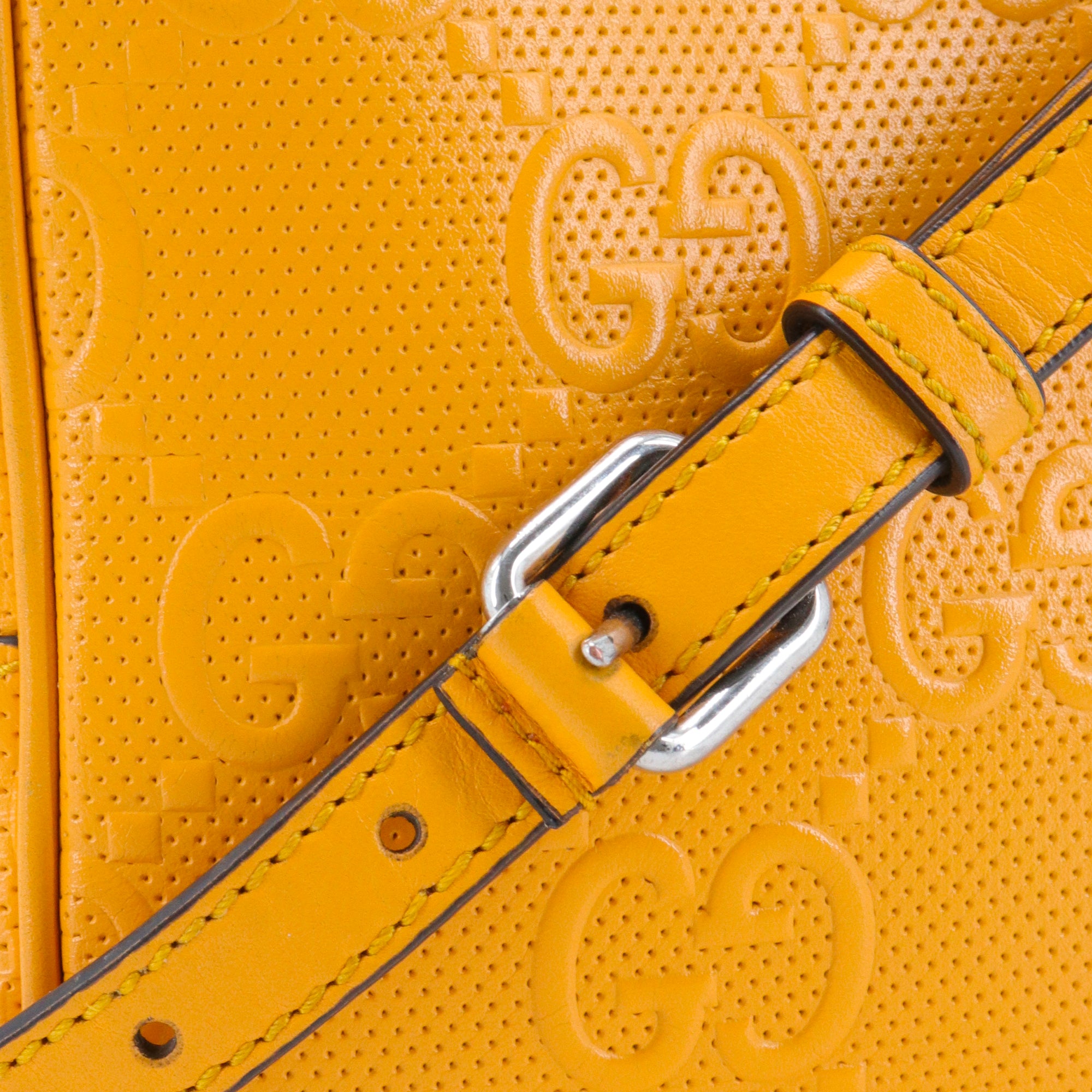 GUCCI - Gucci Malle shoulder bag in yellow perforated leather