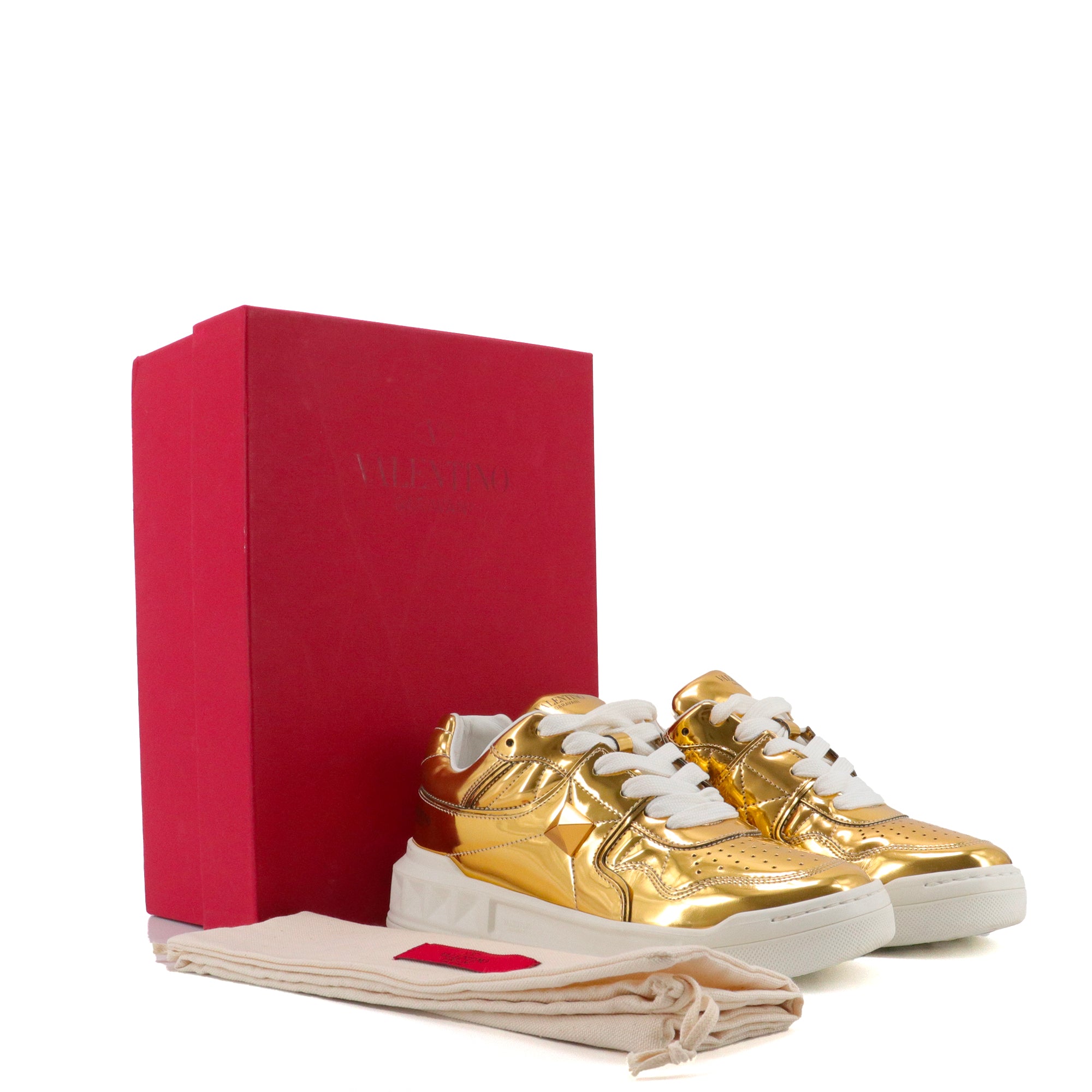 VALENTINO - Sneakers One Stud Valentino en cuir doré (T38)