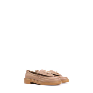 CHANEL - Leather loafers (T39)