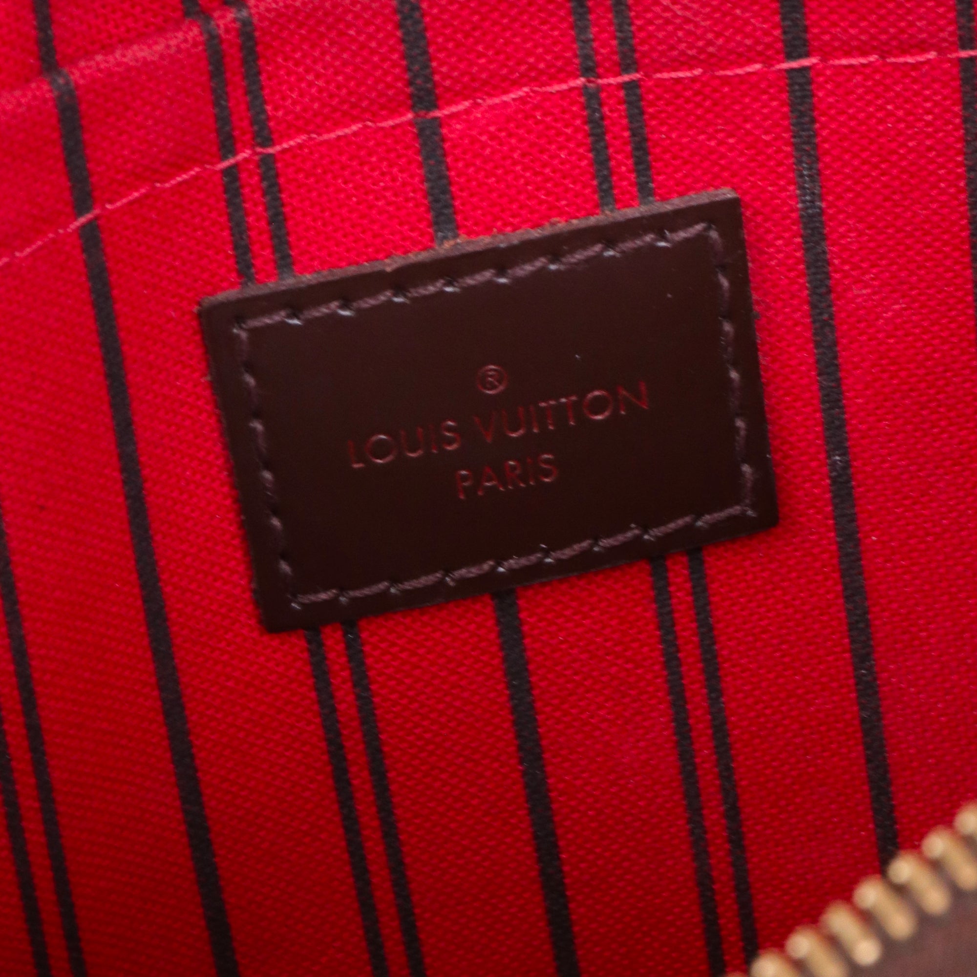 LOUIS VUITTON - Pochette Neverfull Louis Vuitton en toile enduite damier ébène