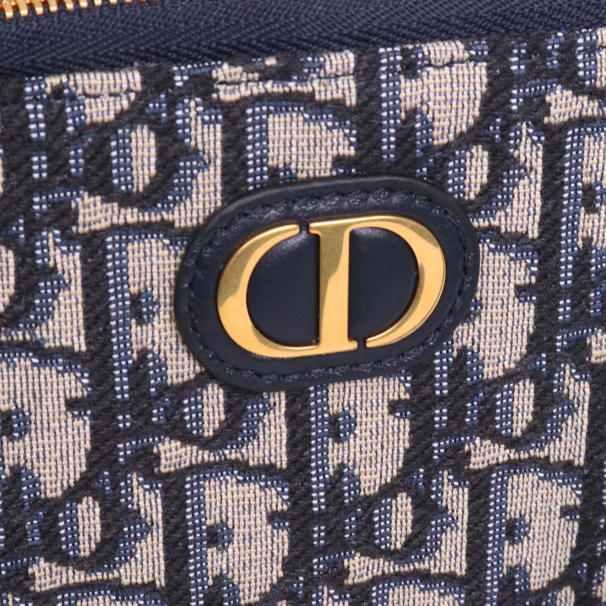 DIOR - Sac à bandoulière 30 Montaigne Pouch Dior en toile Dior oblique