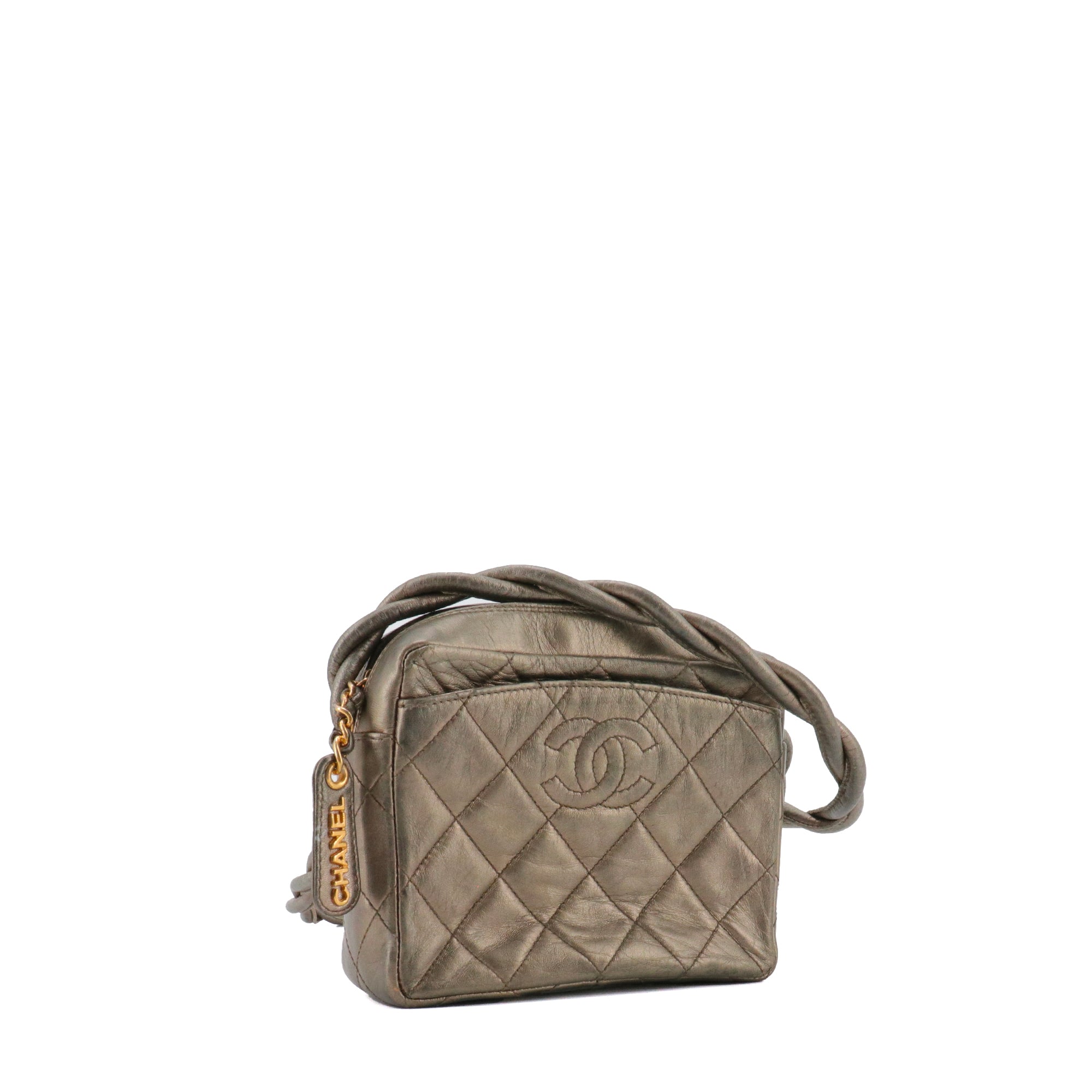 CHANEL - Sac à bandoulière Caméra Chanel en cuir mordoré vintage