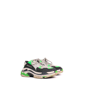 BALENCIAGA - White Triple S sneakers (T38)