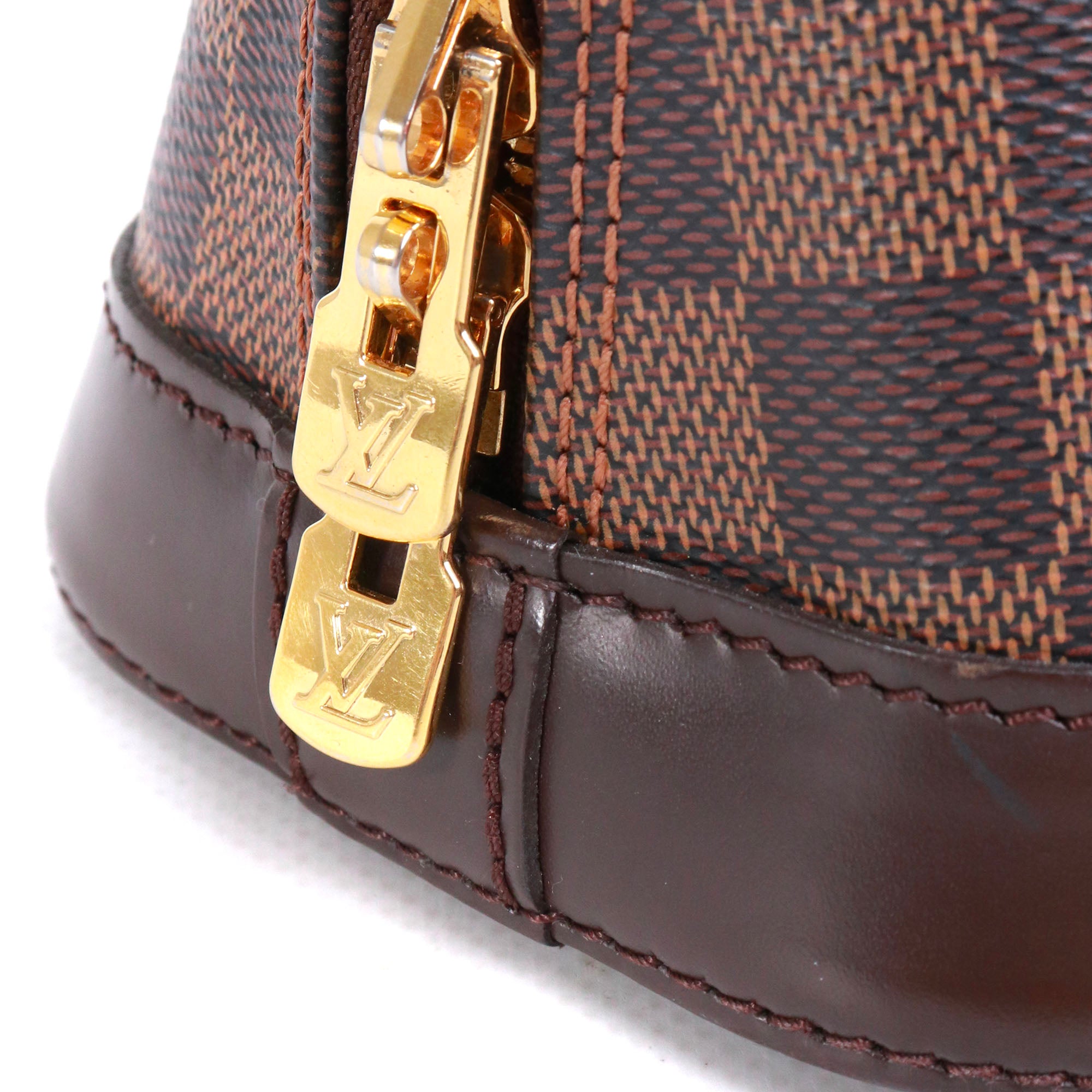 LOUIS VUITTON - Sac à bandoulière Alma BB Louis Vuitton en toile damier ébène