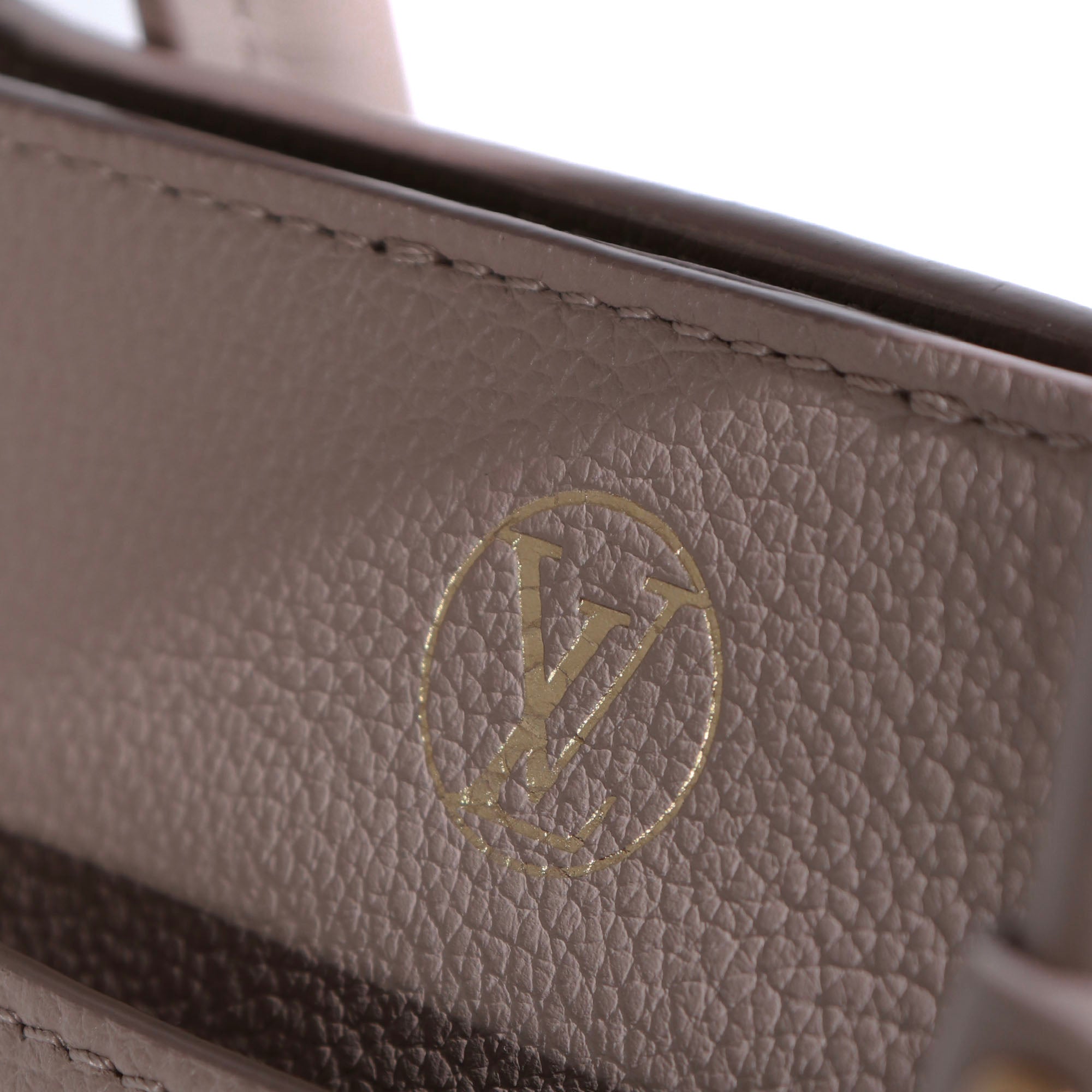 LOUIS VUITTON - My Side PM shoulder bag in taupe grained leather