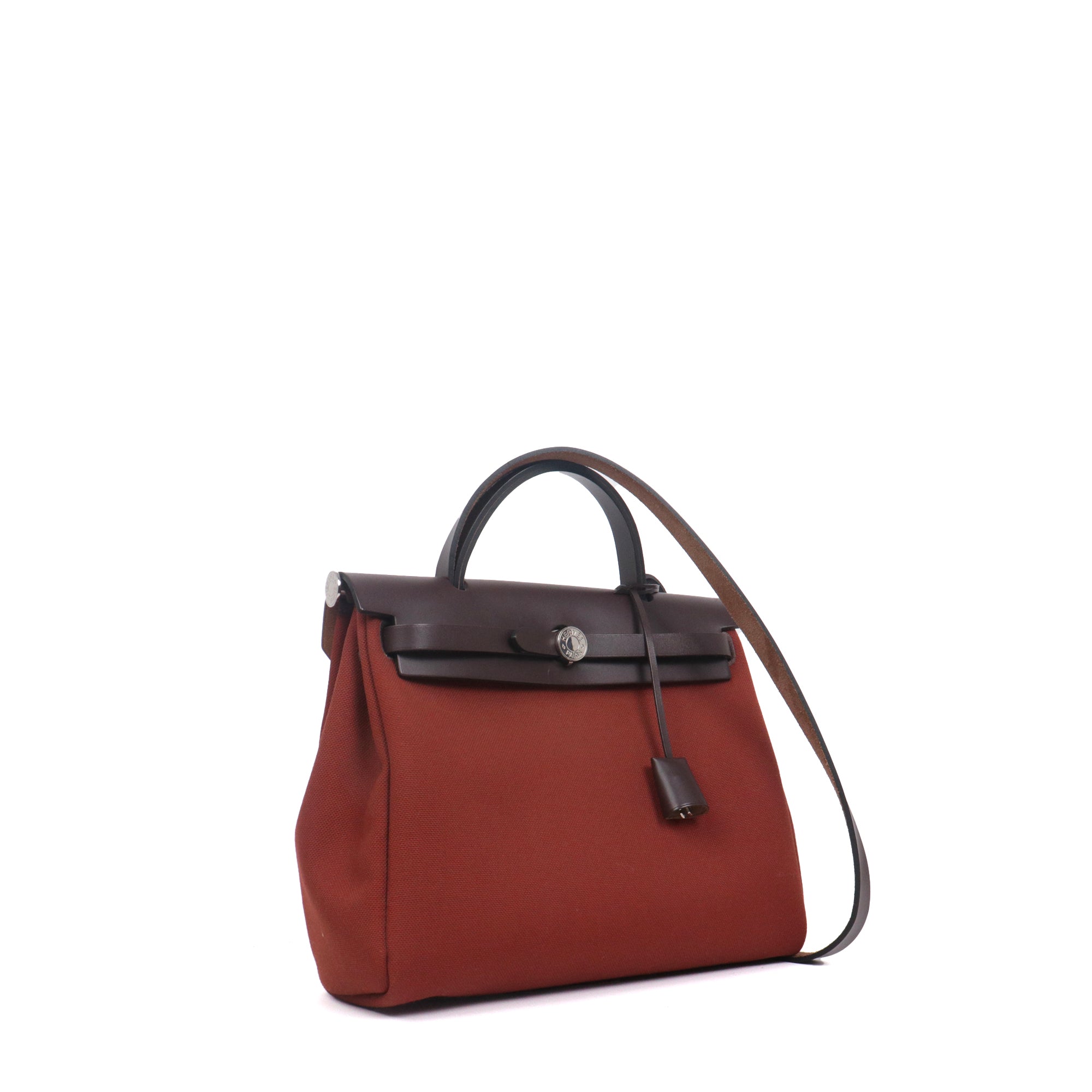 HERMÈS - Herbag 31 Zip sand bag