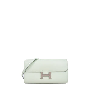 HERMÈS - Sac à bandoulière Constance To Go Hermès en cuir epsom vert fizz