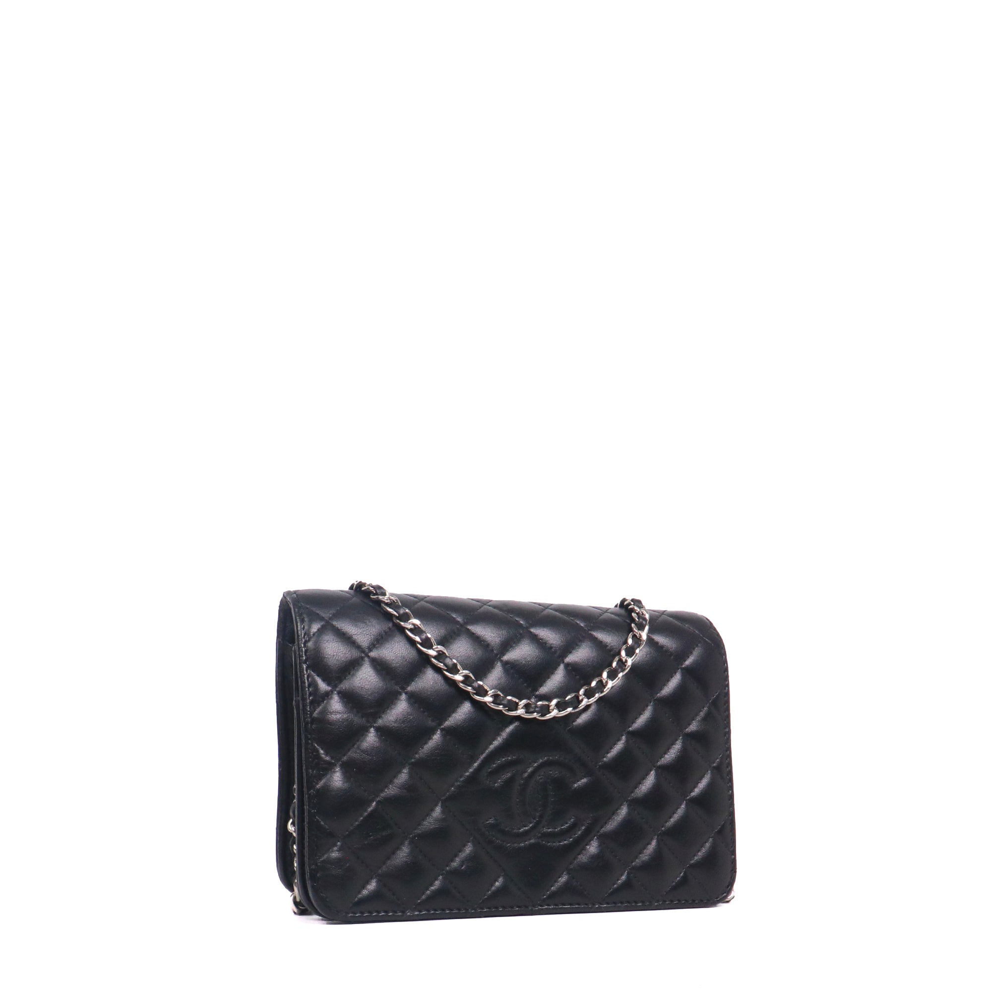 CHANEL - Sac Wallet On Chain Timeless Chanel en cuir matelassé noir