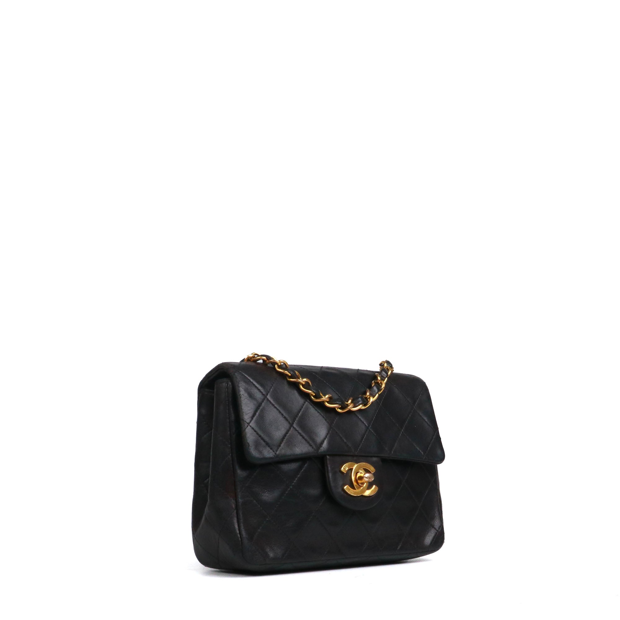 CHANEL - Sac à bandoulière Timeless Mini Square Chanel en cuir noir vintage