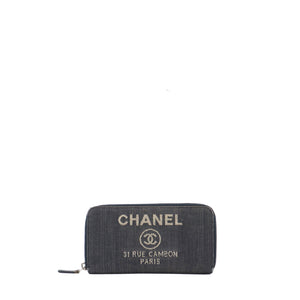 CHANEL - Portefeuille Deauville Chanel en denim bleu marine