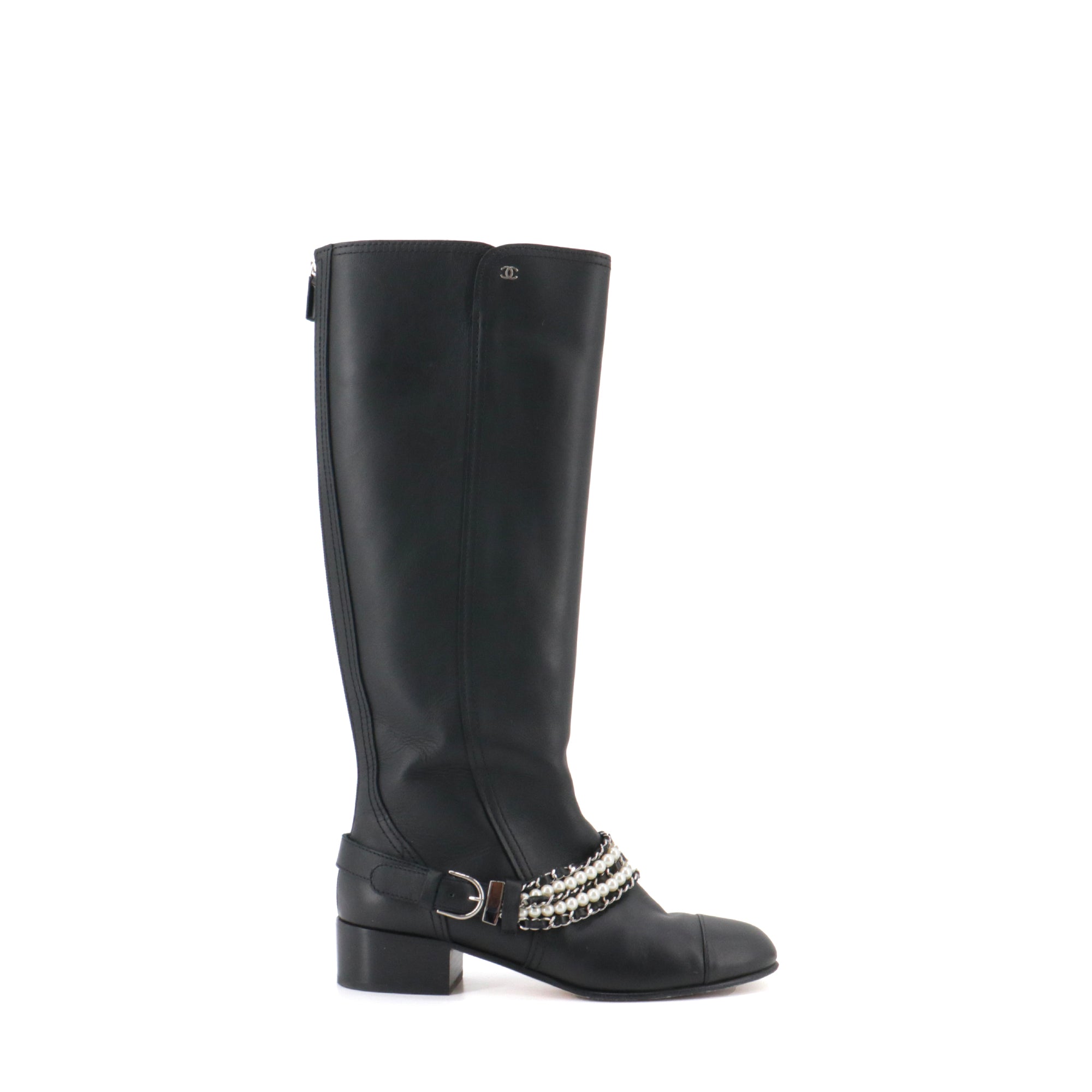 CHANEL - Bottes Chanel en cuir noir avec perles (T41.5)