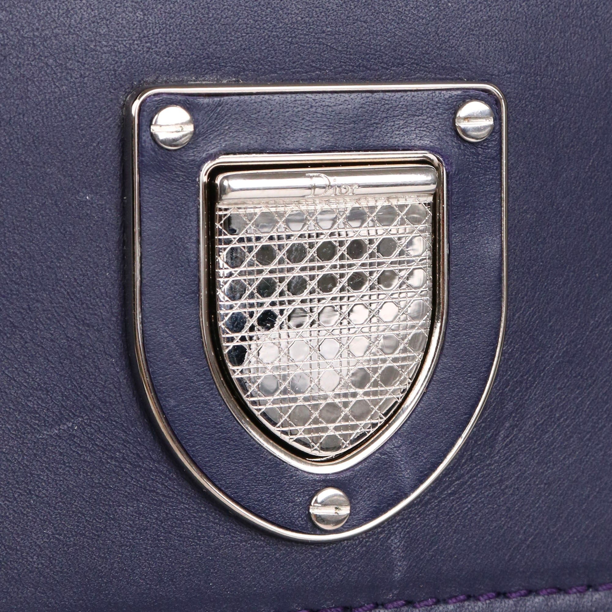 DIOR - Sac à main Diorever Dior en cuir lisse bleu marine