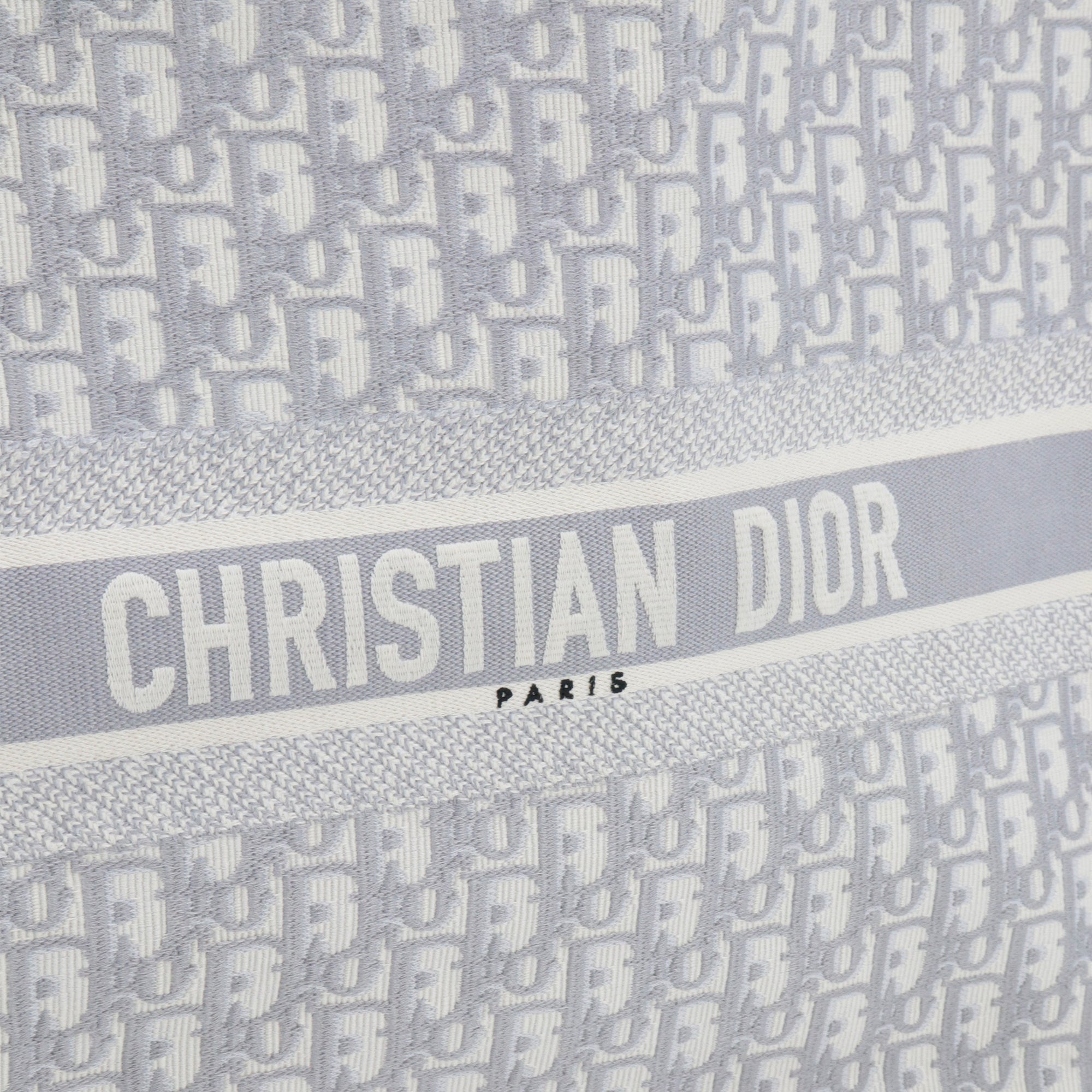 DIOR - Dior Book Tote Medium shopping bag in gray toile de jouy
