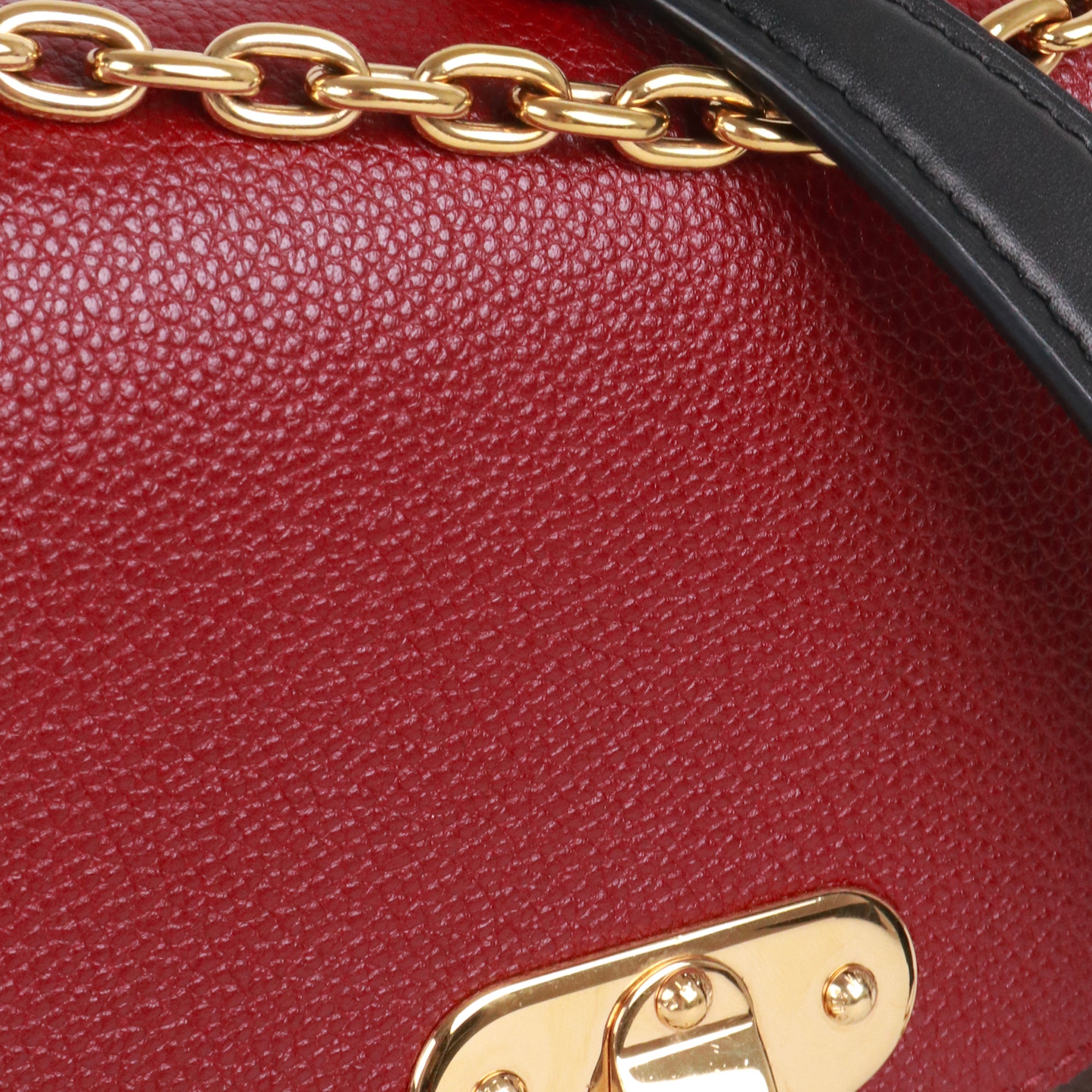 LOUIS VUITTON - Sac à bandoulière Saint Placide en toile monogrammée et cuir bordeaux