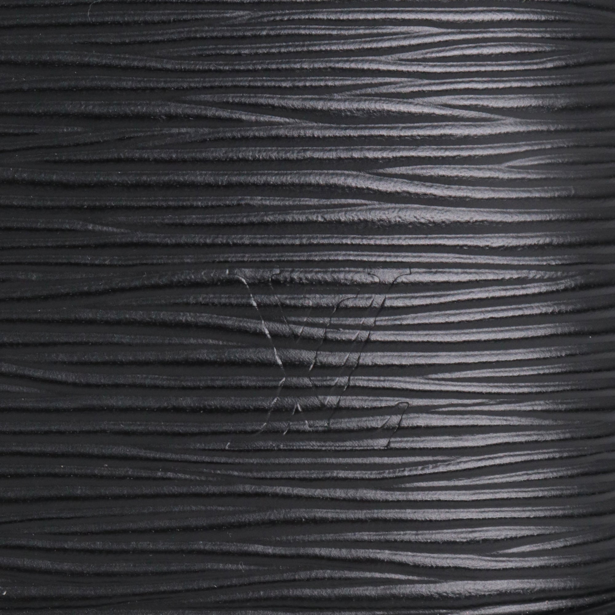 LOUIS VUITTON - Sac à bandoulière Alma BB Louis Vuitton en cuir épi noir