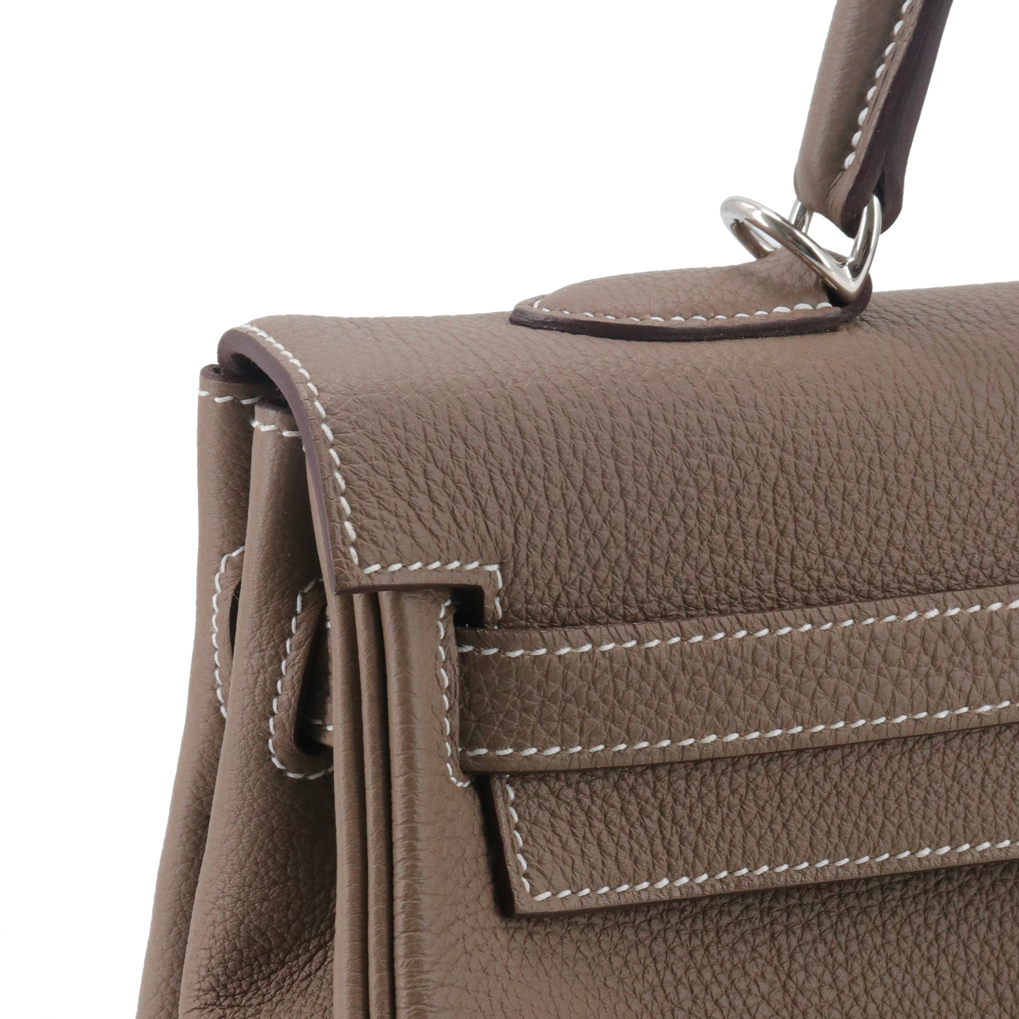 HERMÈS - Sac à main Kelly 35 Hermès en cuir togo étoupe