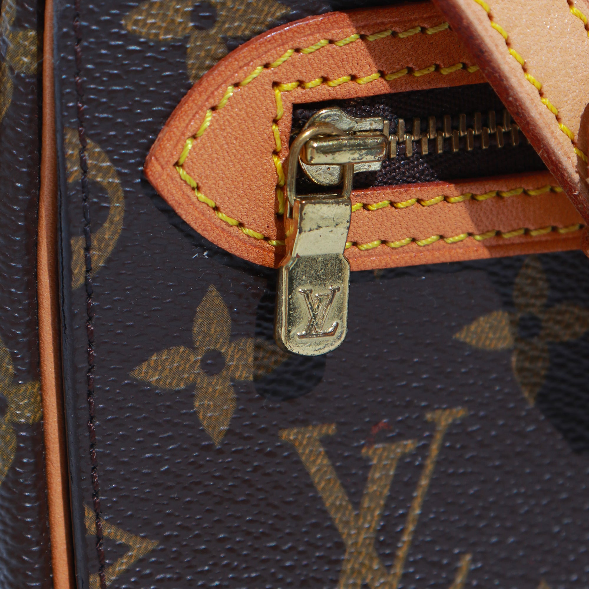 LOUIS VUITTON - Saint Germain Louis Vuitton shoulder bag in monogram canvas and natural leather