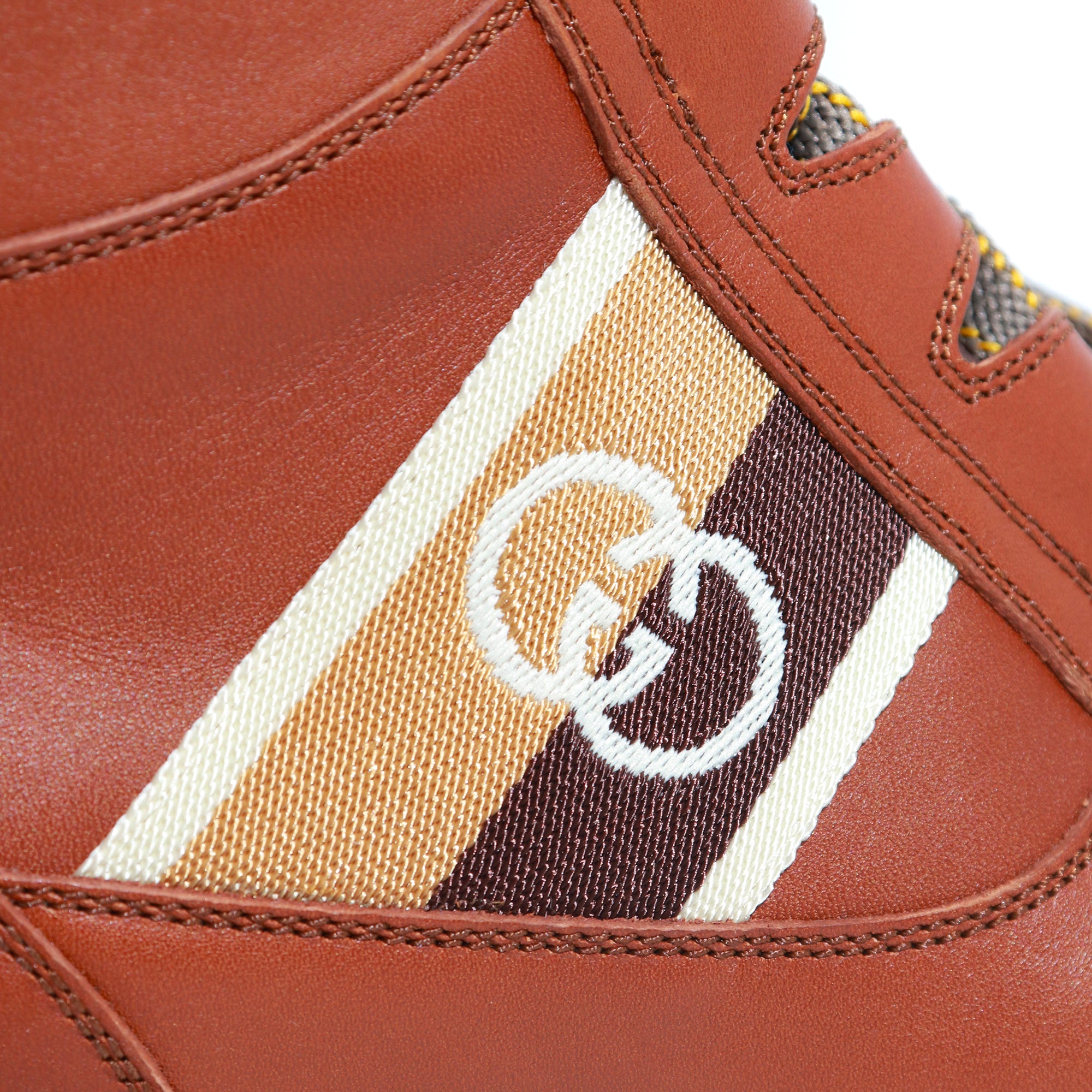 GUCCI - Boots Quebec en cuir marron à logo (T42)