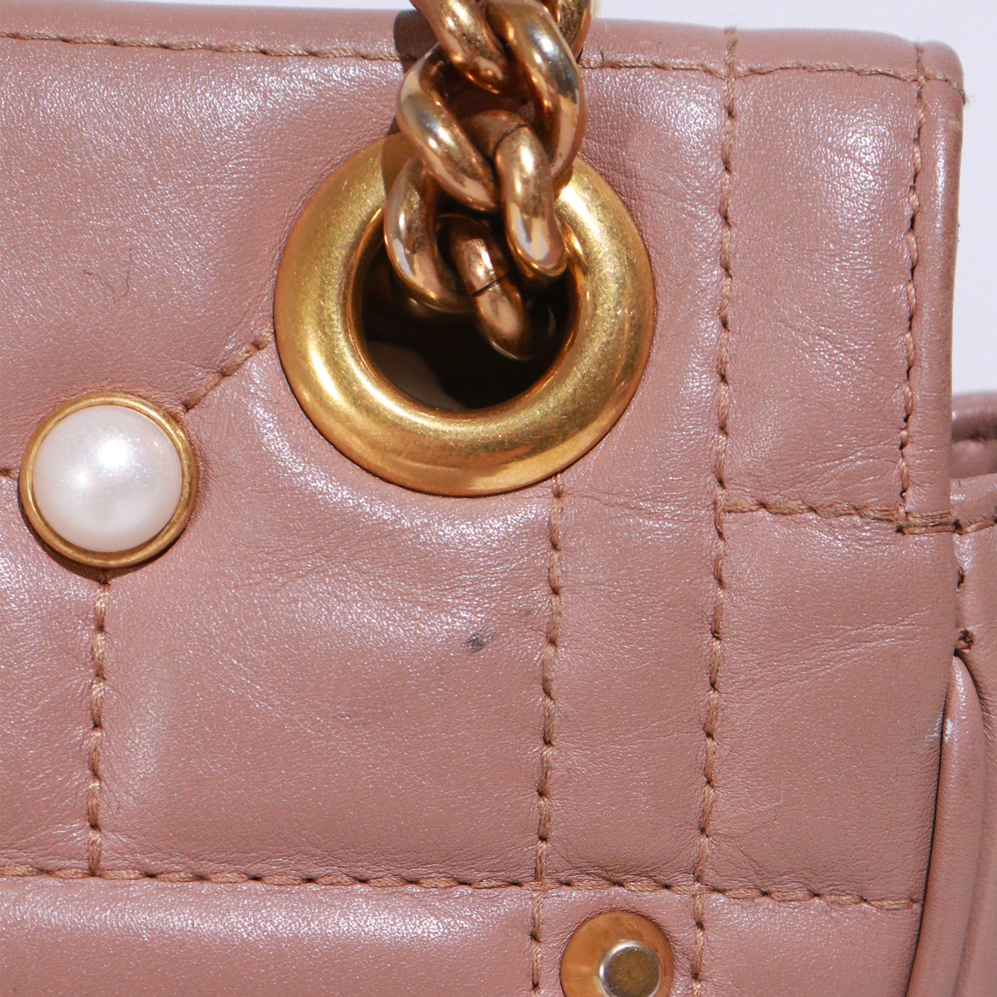 GUCCI - Gucci Small Size GG Marmont Pearly shoulder bag in powder pink leather