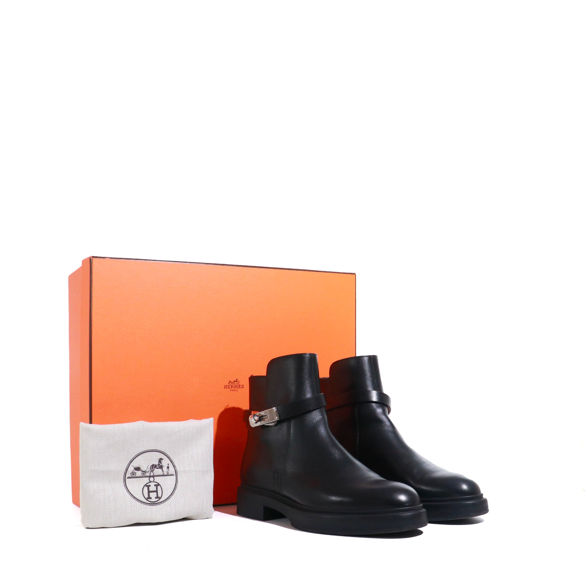 HERMÈS - Bottines Veo Hermès en cuir noir (T39,5)