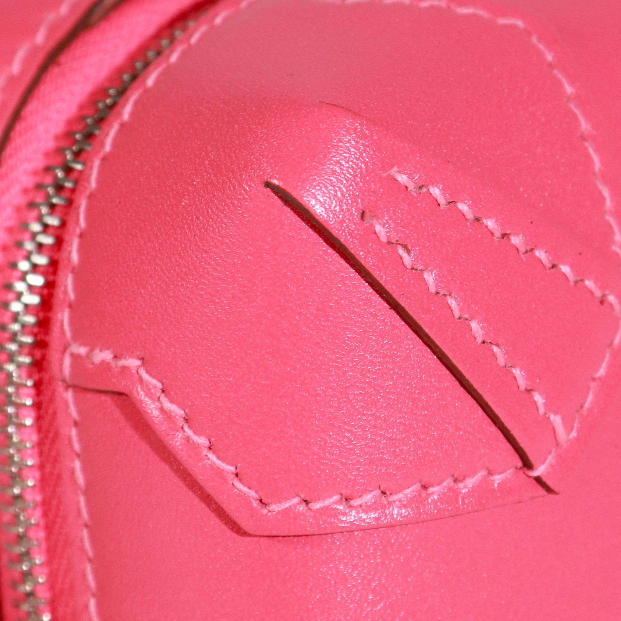 HERMÈS - Hermès Maxibox Clutch in smooth leather Rose Lipstick
