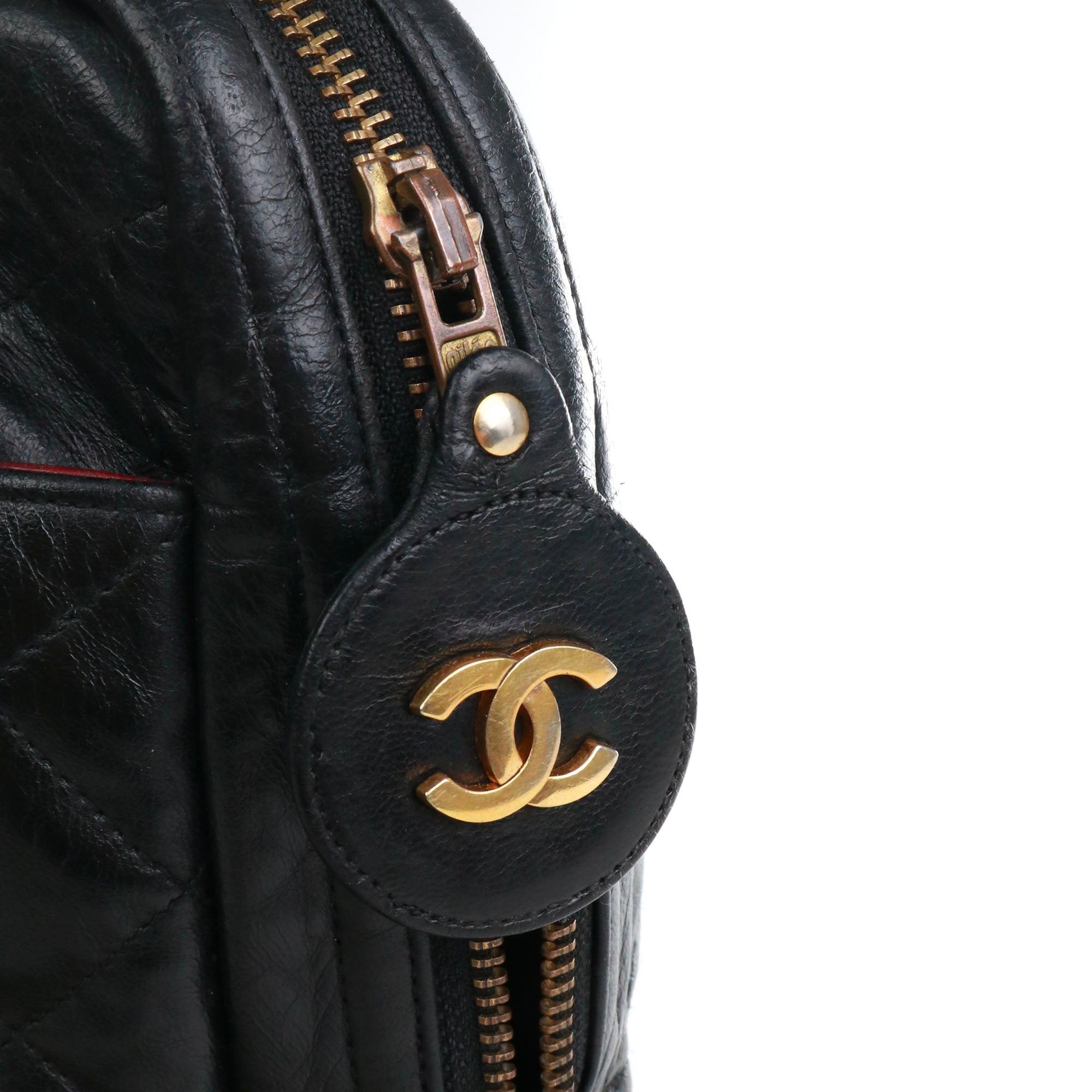 CHANEL - Vintage Chanel Caméra shoulder bag in cream white leather
