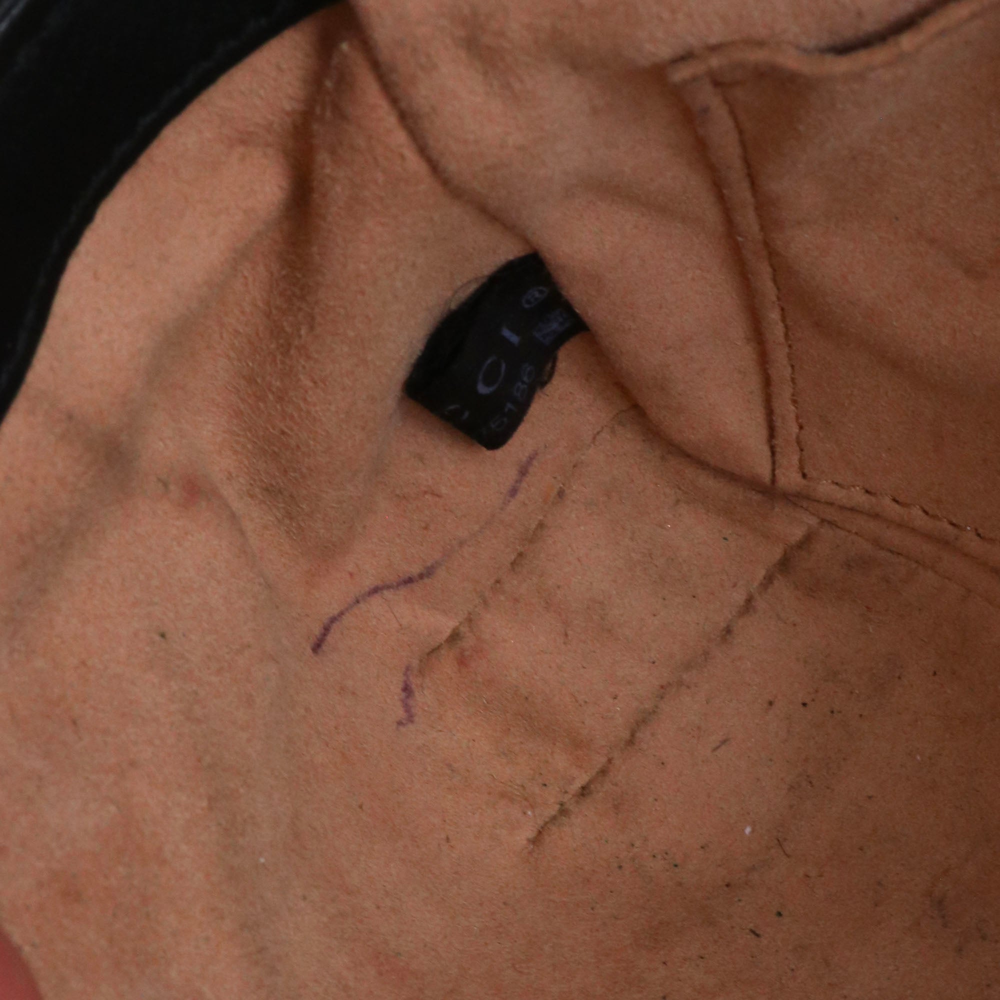 GUCCI - Sac à épaule Marmont mini Gucci en cuir noir