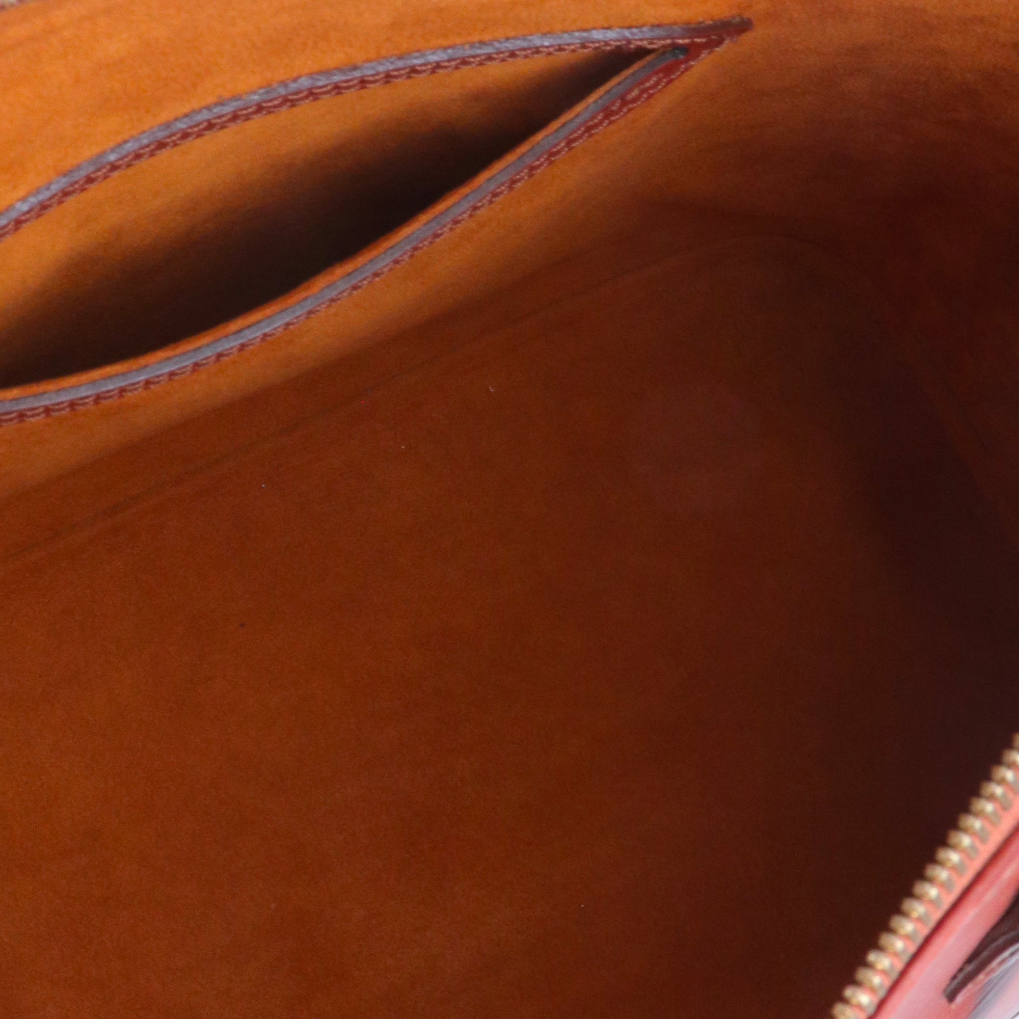 LOUIS VUITTON - Sac à main Alma PM Louis Vuitton en cuir épi marron